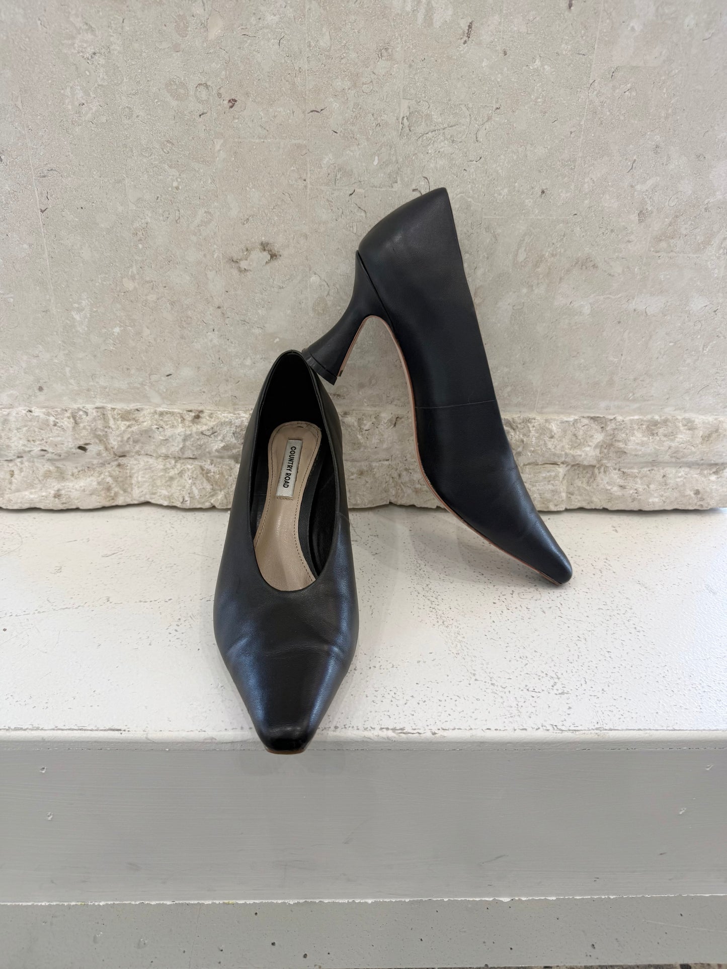 Country Road Davina Black Leather Heel - Size 38