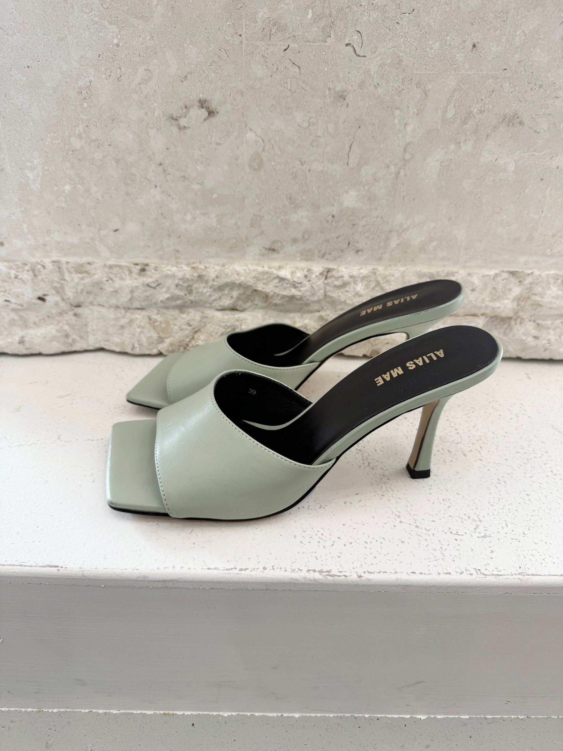 Alias Mae Sage Green Leni Leather Mules - Size 39 - Pre-Loved Geelong