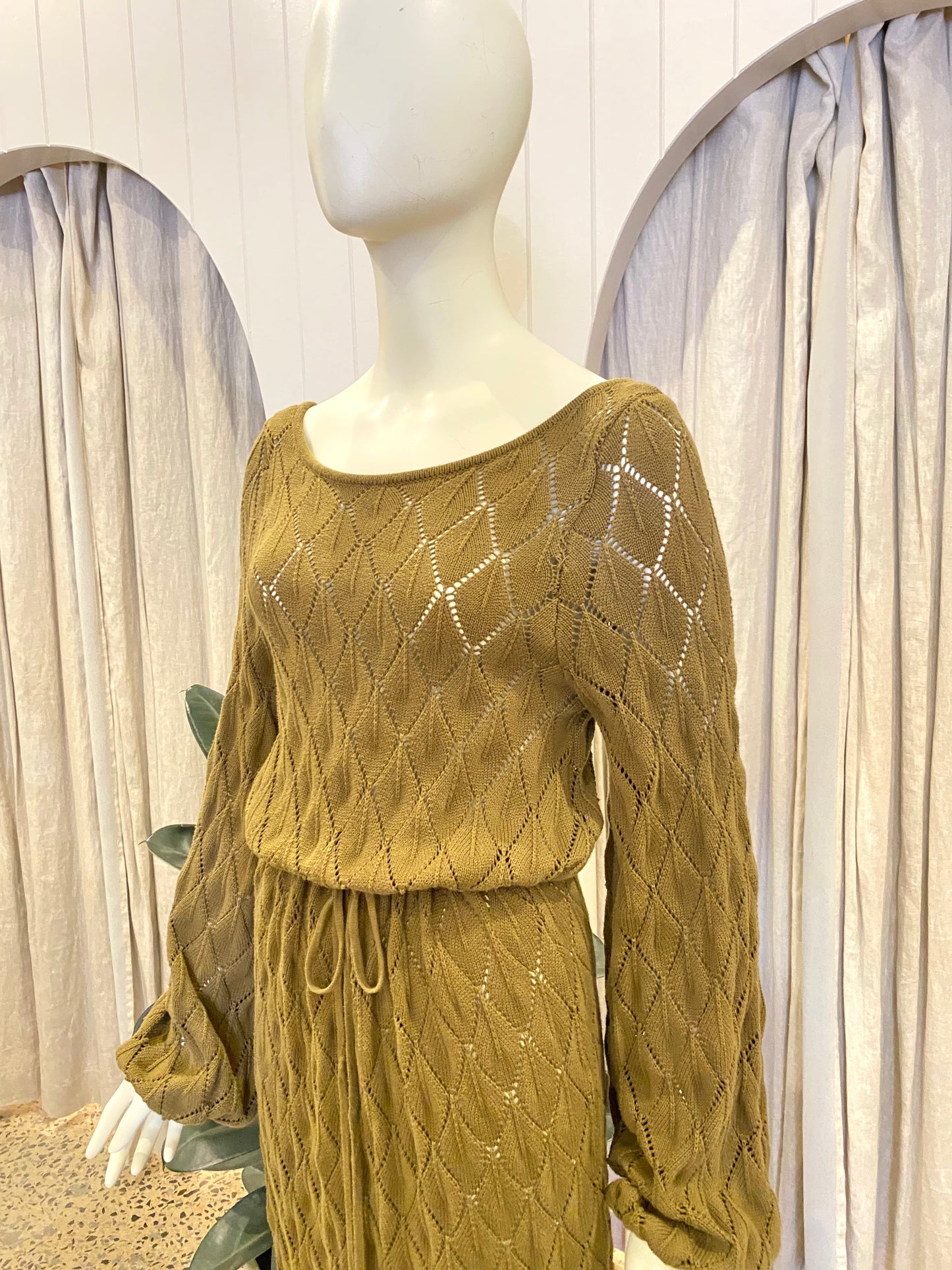 Kivari Cream Claudia Scoop Back Crochet Midi Dress - Size 8