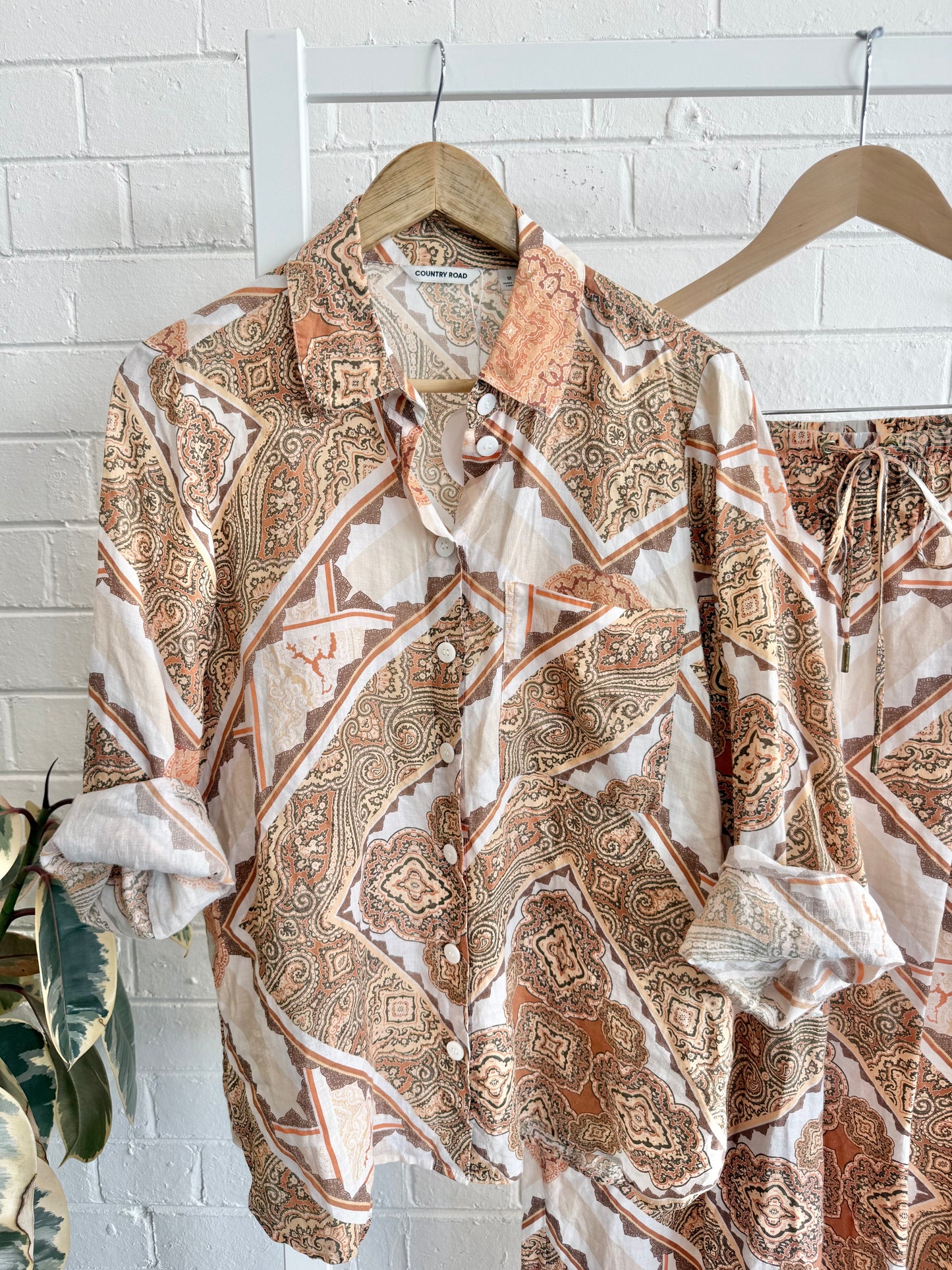 Country Road Orange Printed Linen Pant and Shirt Set - Size 10 - 12