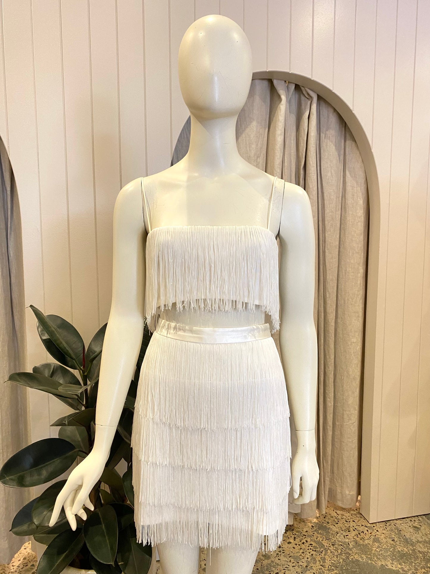 Meshki Sofia Fringe Set in White - Size 8/10