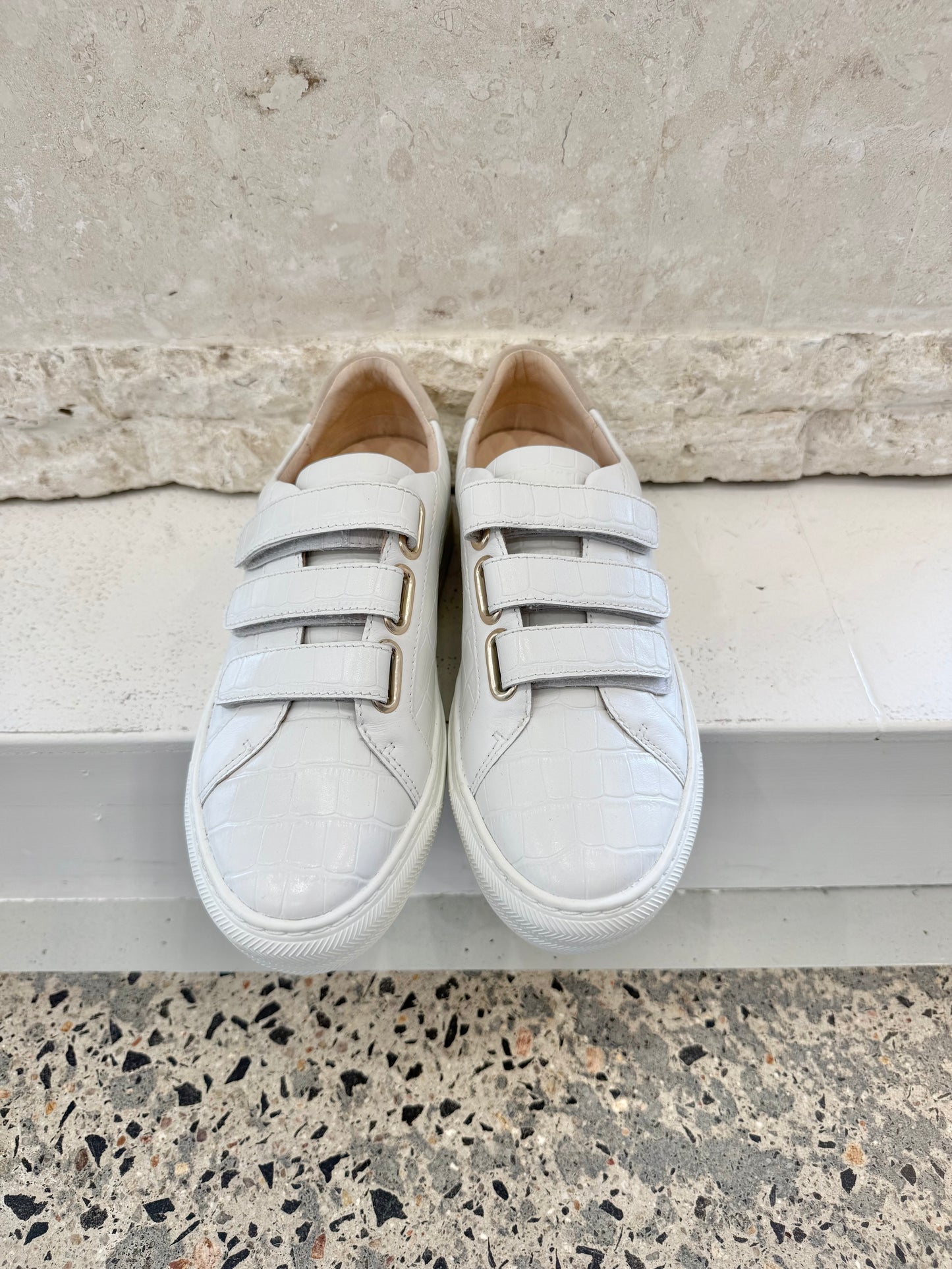 Frankie 4 White Archer Sneakers - Size 7