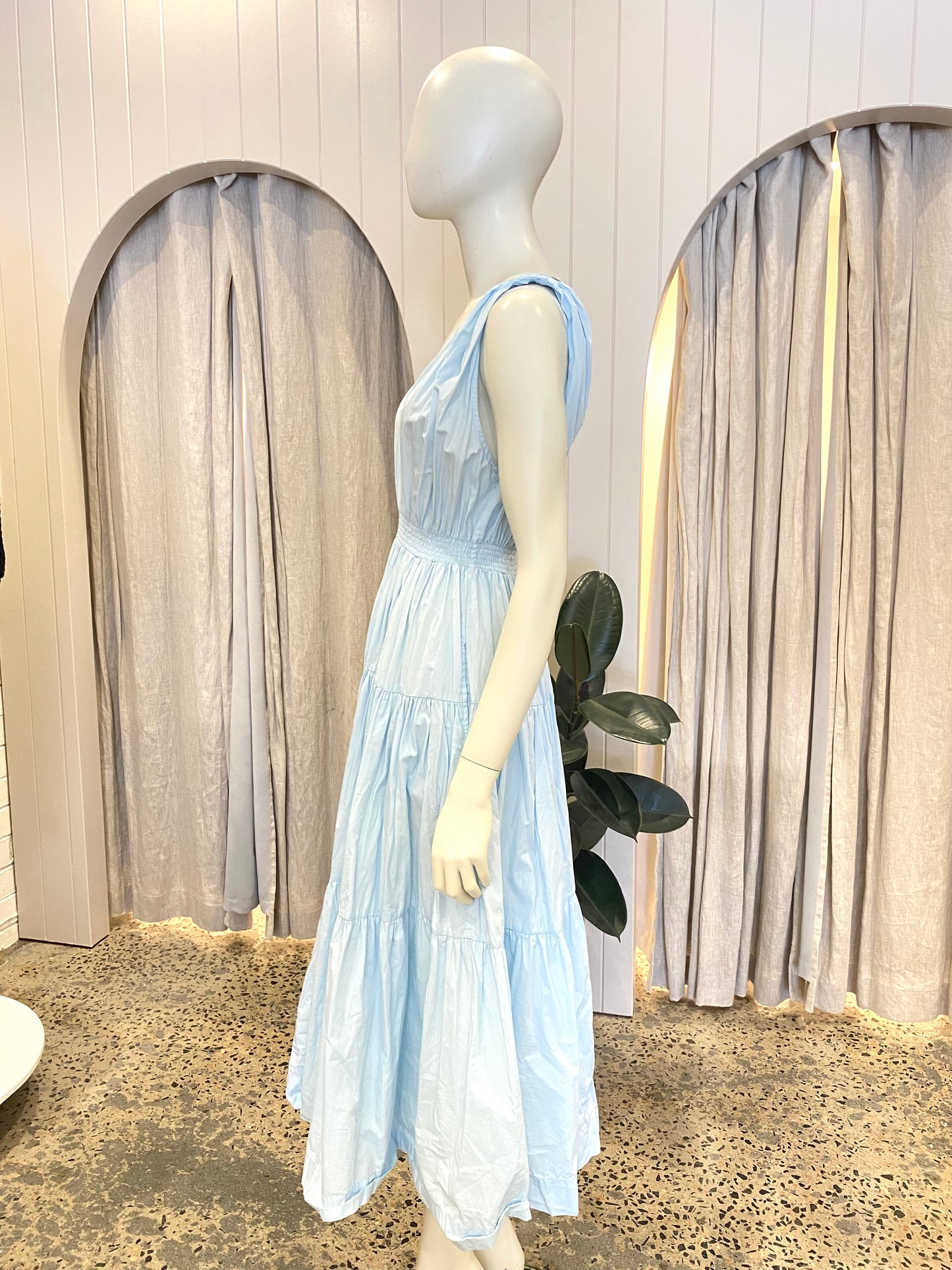 S/W/F Tiered Ruffle Maxi Dress - Size M (12)