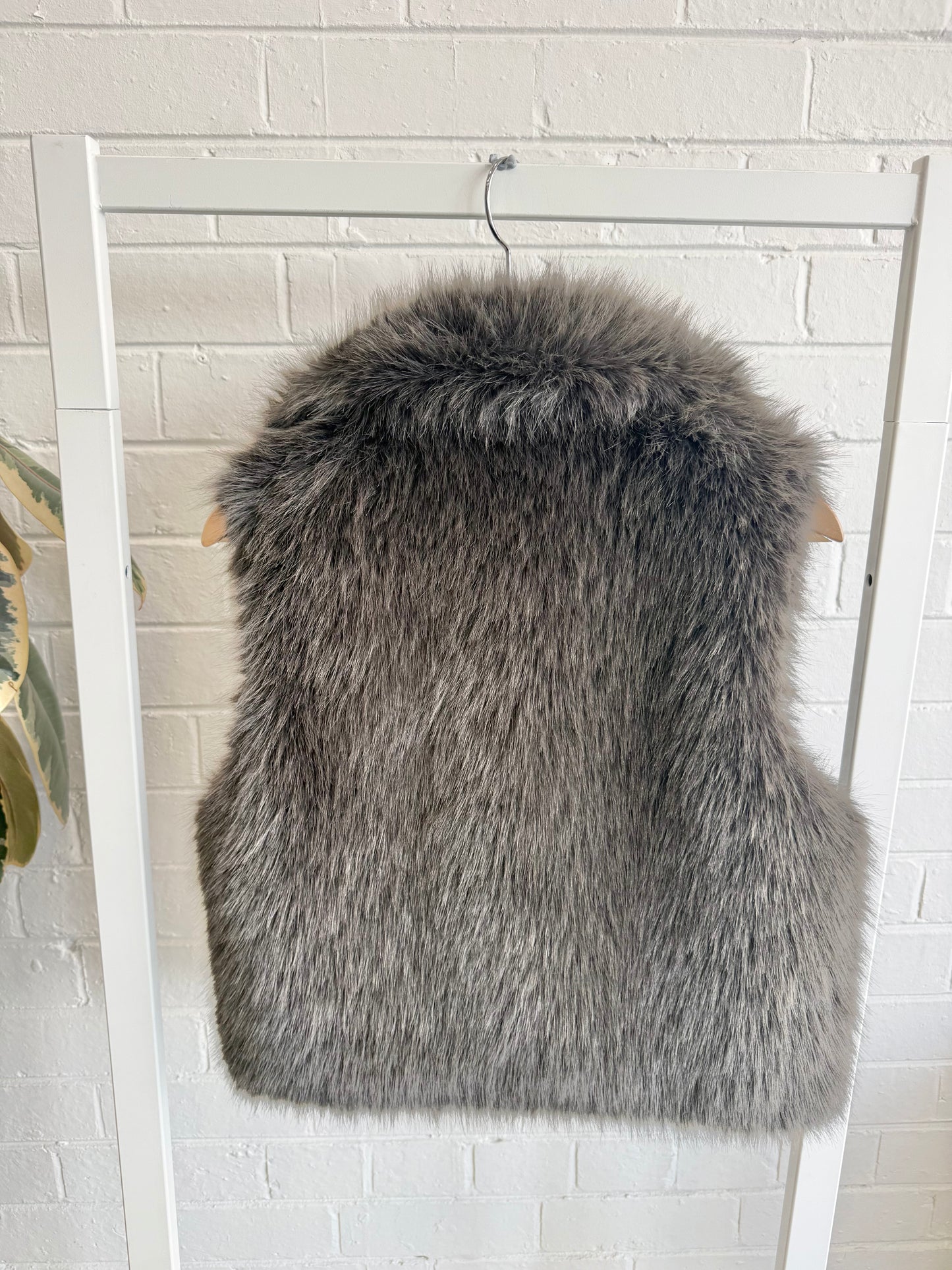 Zara Charcoal Faux Fur Vest - Size M (10 -12)
