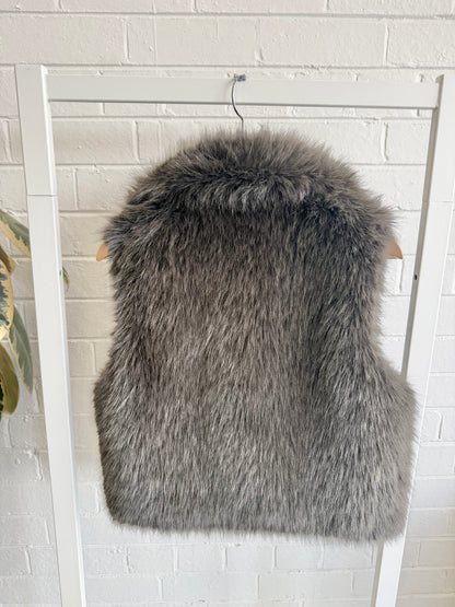 Zara Charcoal Faux Fur Vest - Size M (10 -12)