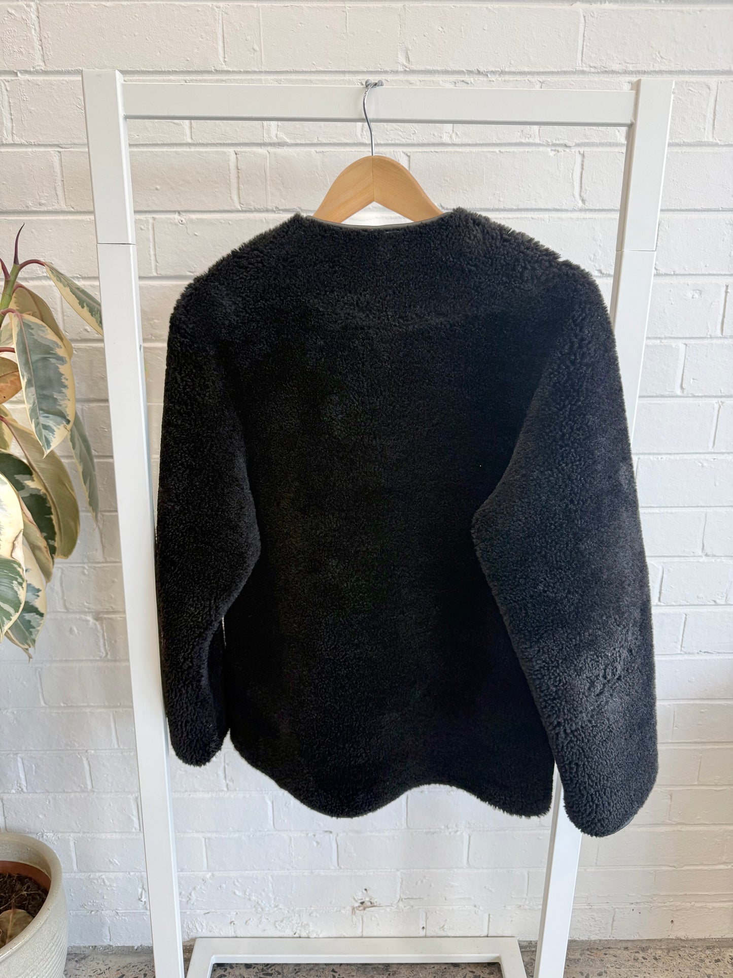 Mango Cropped Teddy Jacket in Black - Size 8/10