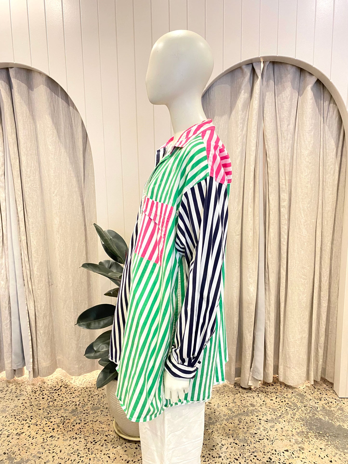 BLANCA Benny Shirt in Black/Green - One Size