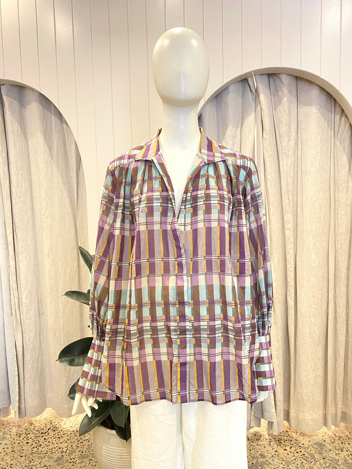 Shona Joy Balloon Sleeve Blouse - Size 14