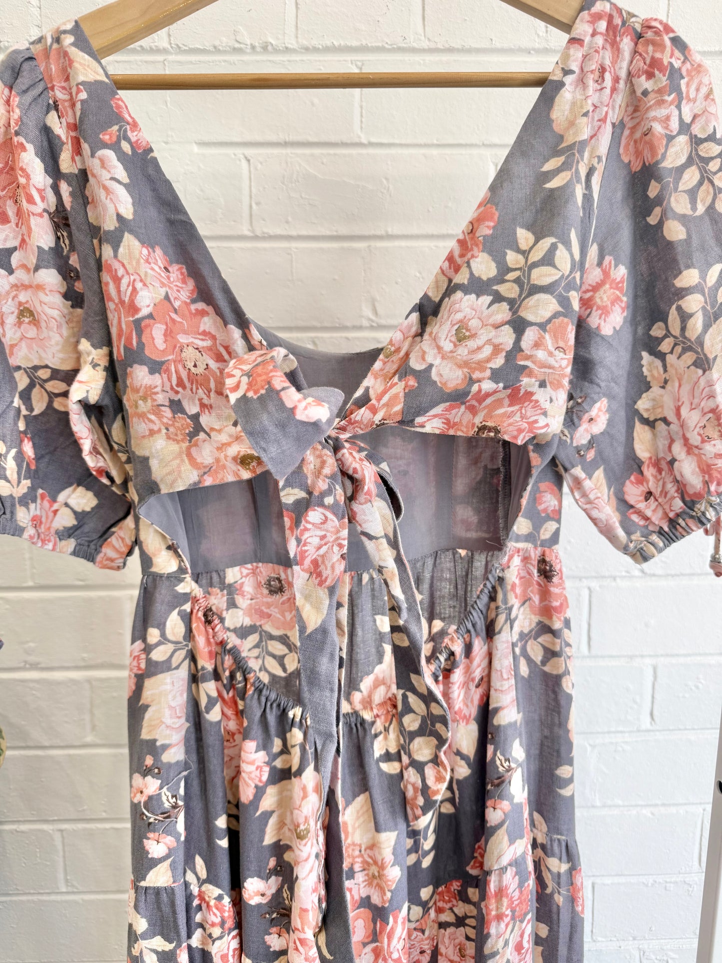 Kivari 'Hope' Tiered Maxi Dress in Floral Print - Size 8