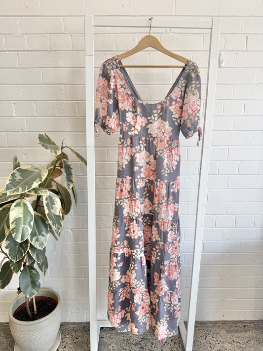 Kivari 'Hope' Tiered Maxi Dress in Floral Print - Size 8