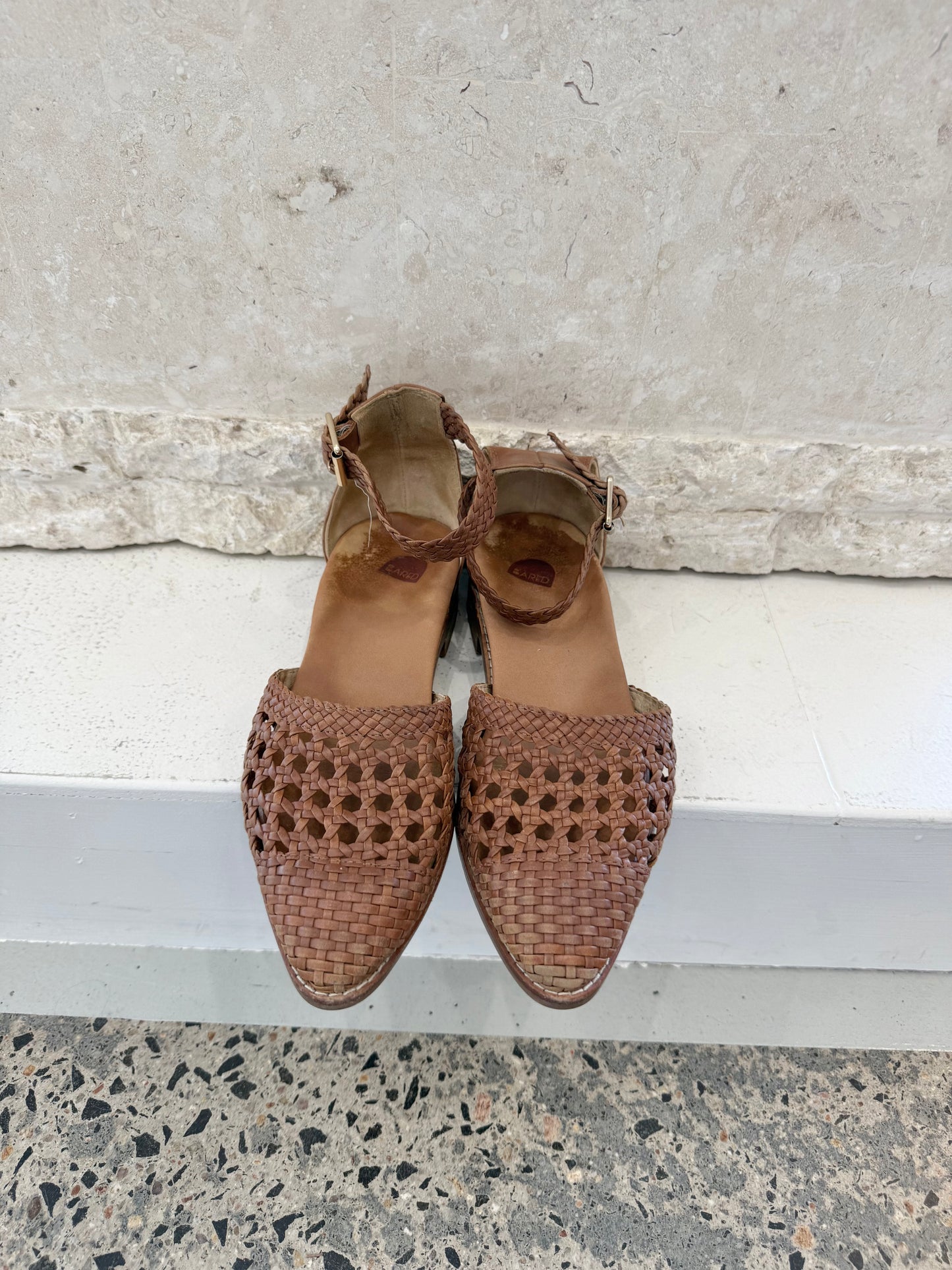 Bared Tan Dunnock Leather Flat Sandals - Size 36