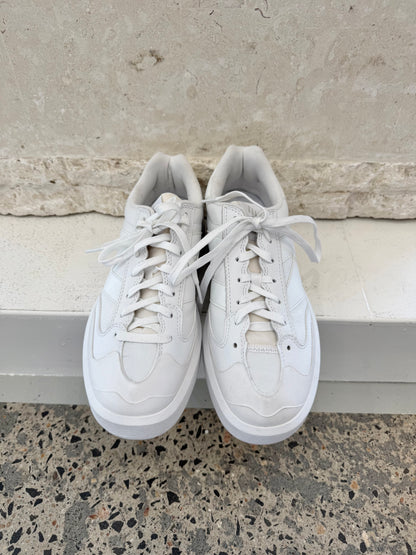New Balance White CT302 - Size 9
