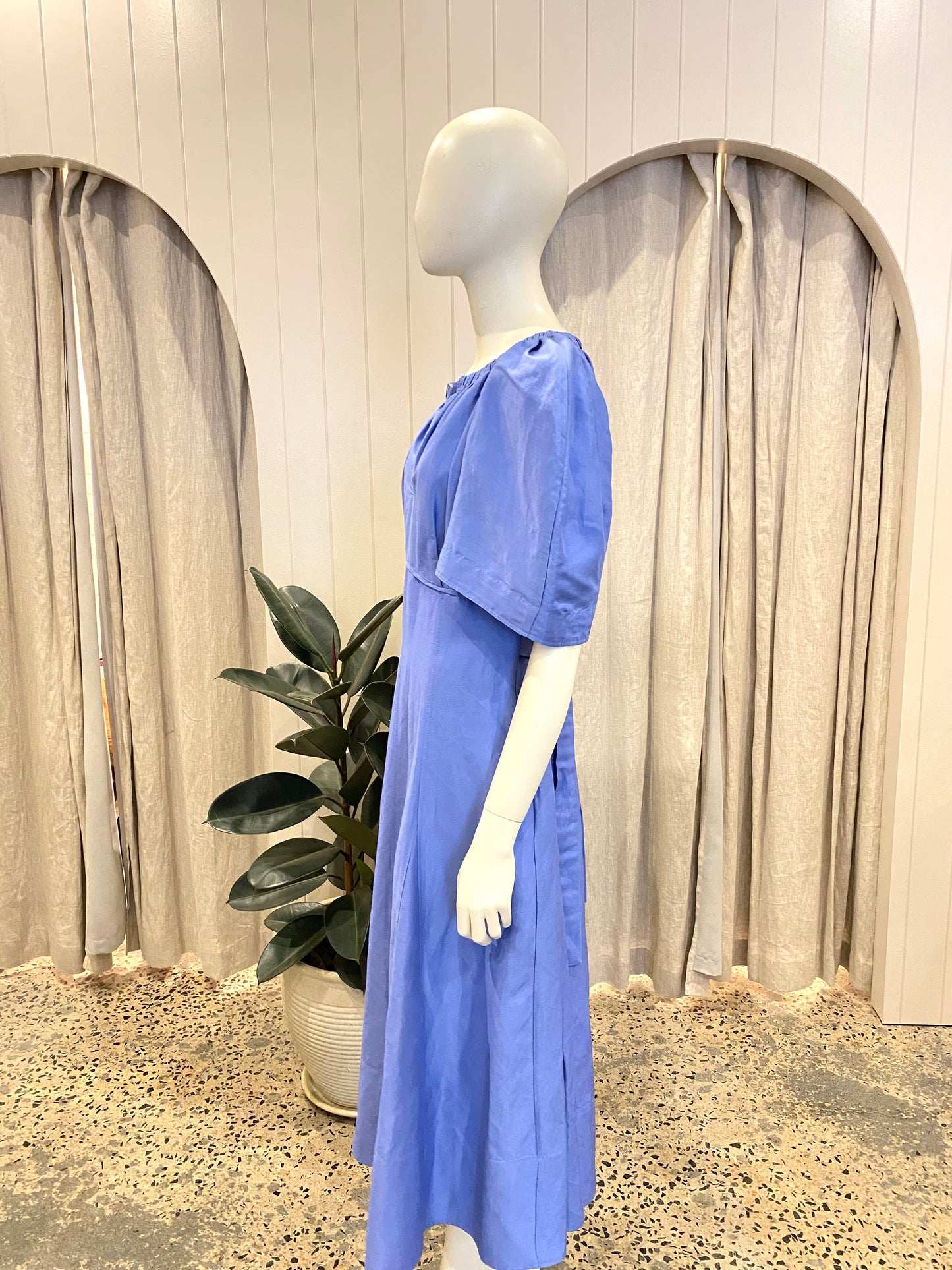 Country Road gathered Neckline Midi Dress - Size 12/14