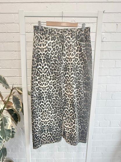 Ena Pelly Evie Dark Leopard Midi Skirt - Size 28 (10)
