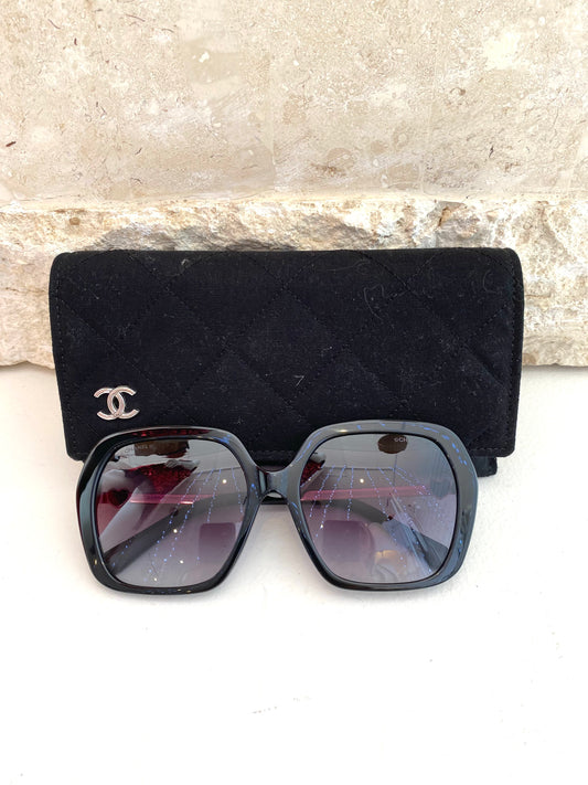Chanel Sunglasses 5521 in Black