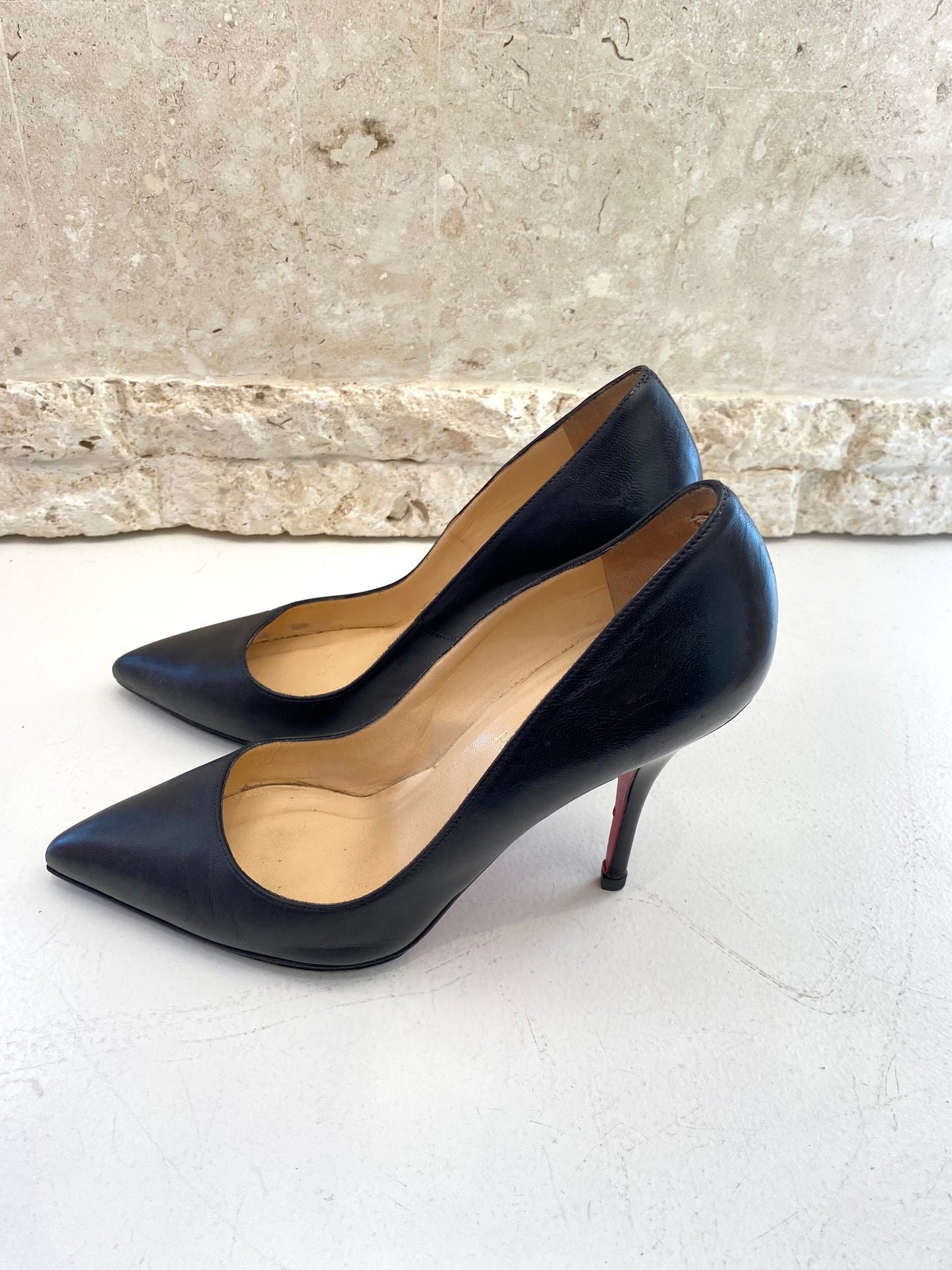 Christian Louboutin Apostrophy Pumps - Size 37.5