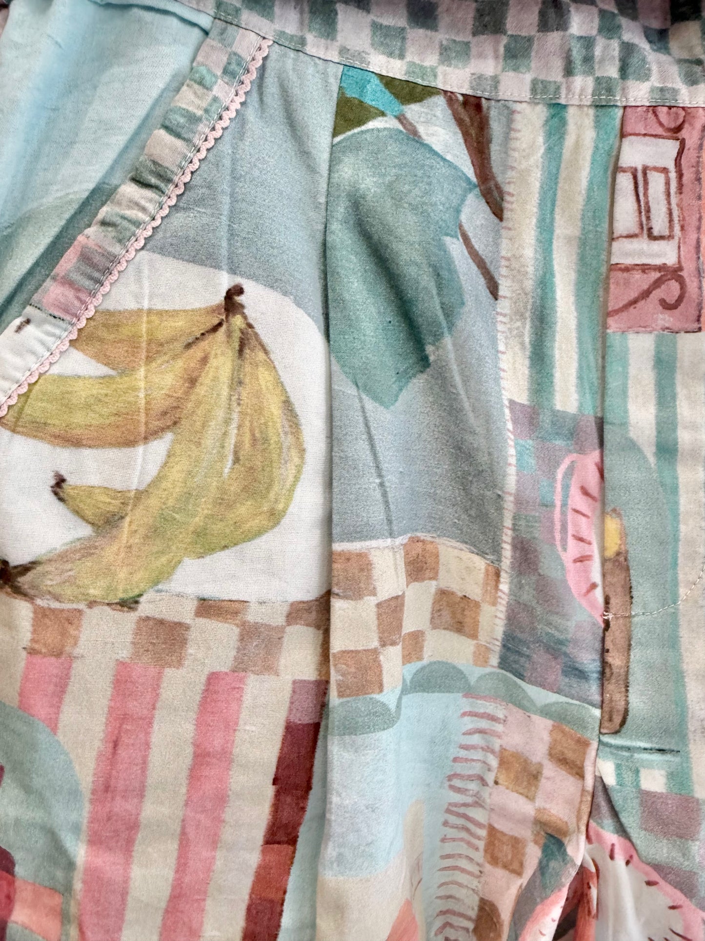 Green House Interiors Fiesta Collage Art Short - Size XS (6 - 8)