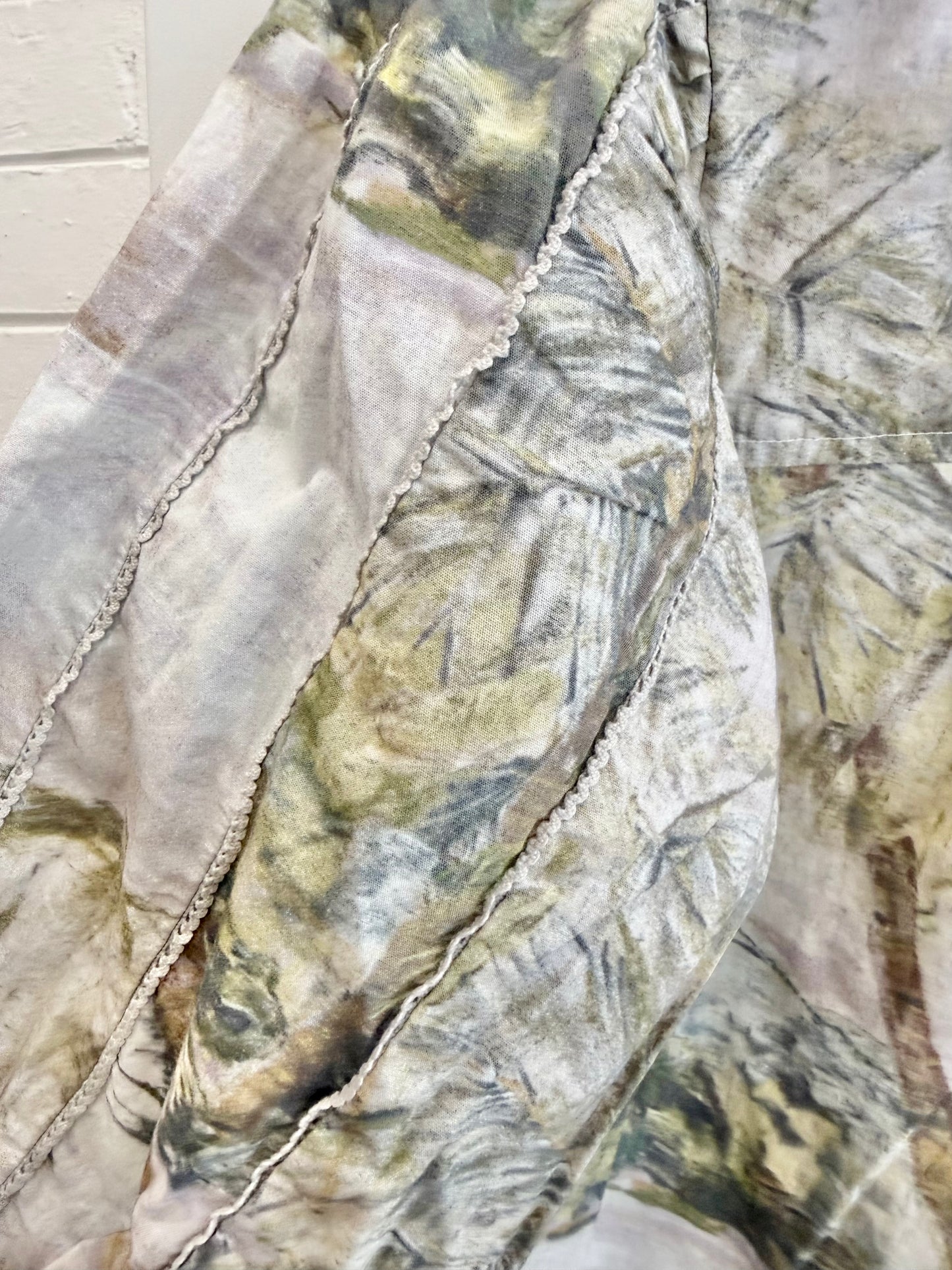 Greenhouse Interiors Hana Baie Art Shirt - Size XS (6 - 8)