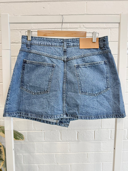 Viktoria and Woods Blue Wash Classic Mustang Mini Skirt - Size 4 (14)
