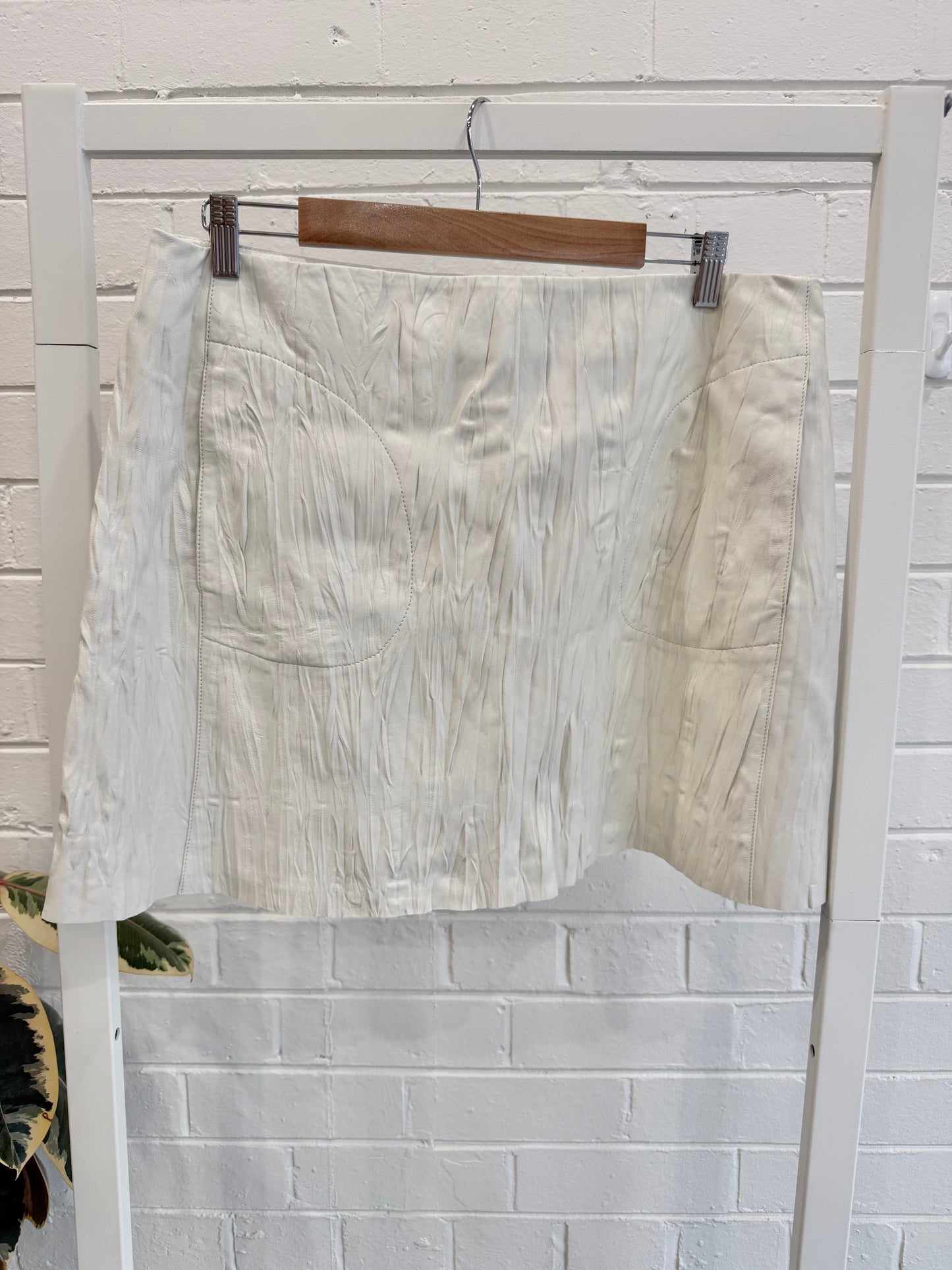 Ena Pelly Vintage White Hazel Leather Mini Skirt - Size 16