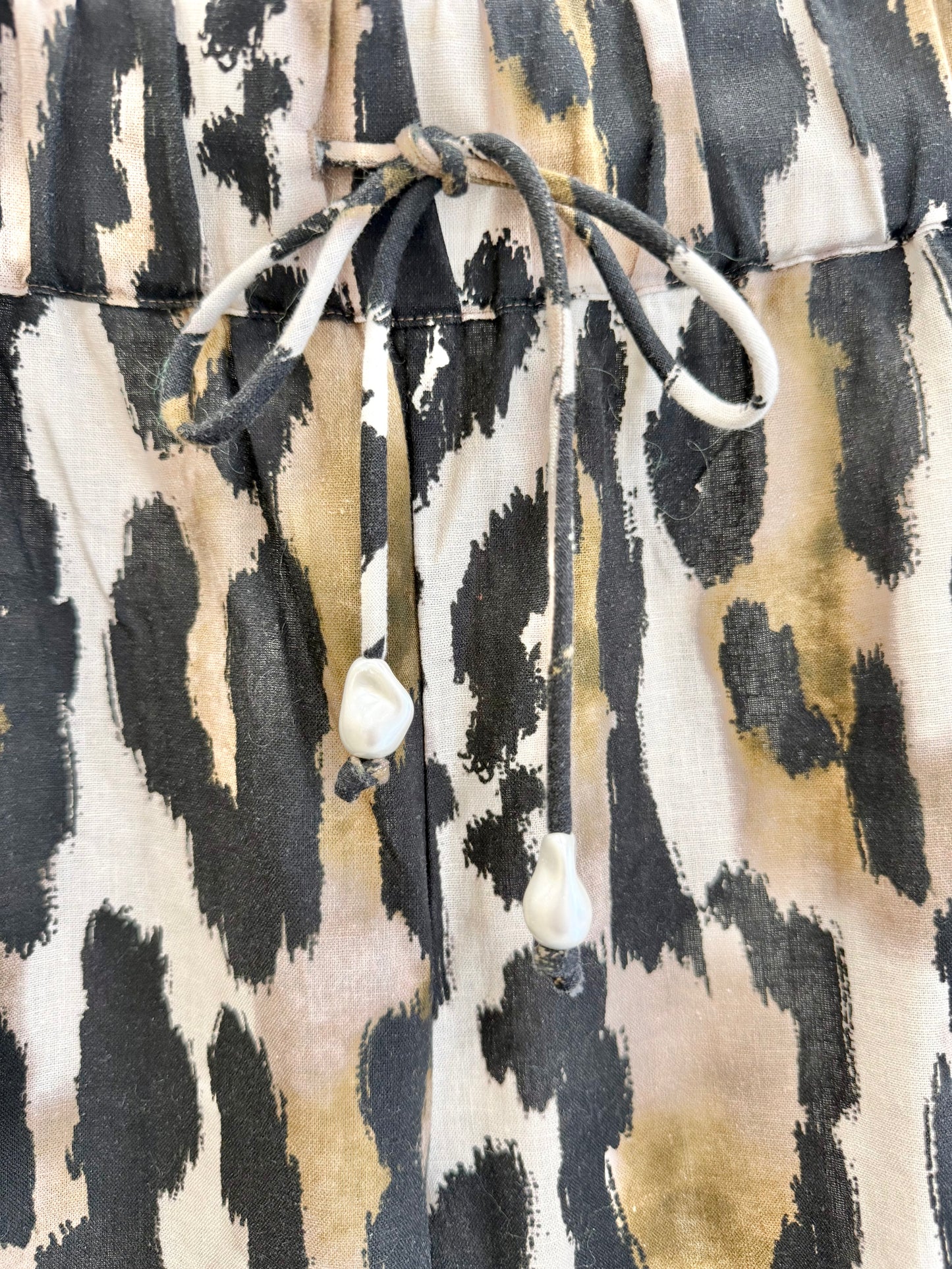 Aje Studio 'Airlie' Relaxed Leopard Pants - Size 8