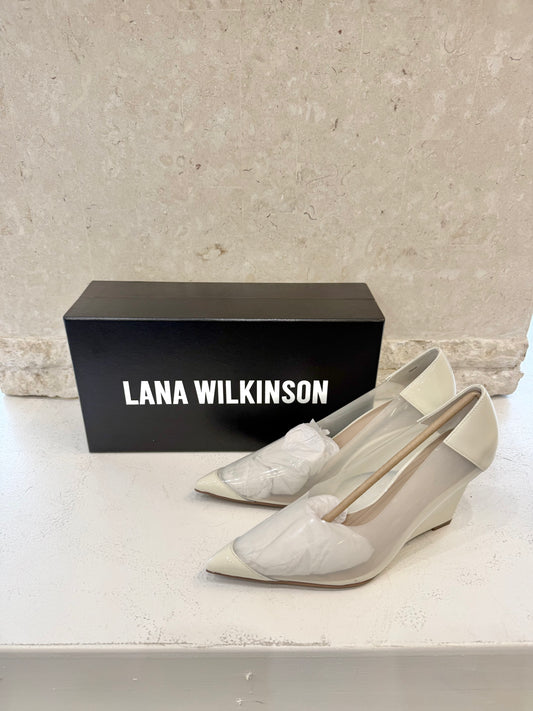 Brand New In Box Lana Wilkinson Eileen Heels – Ivory Vinylite – Size 38/7.5