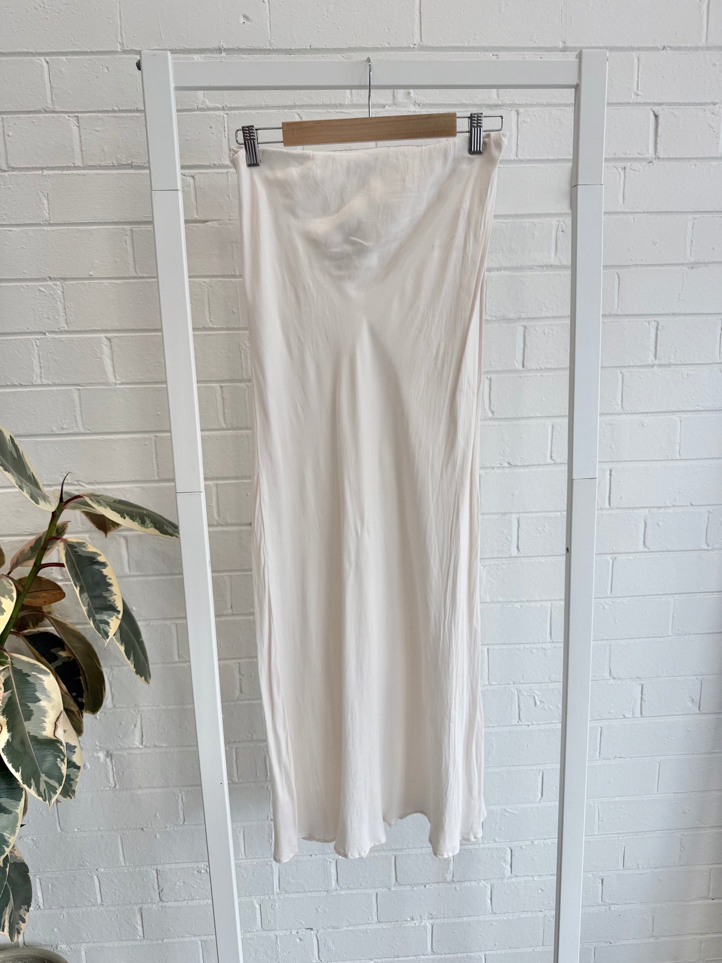 Nude Lucy Cupronickel Maxi Skirt in Cream - Size M (10/12)