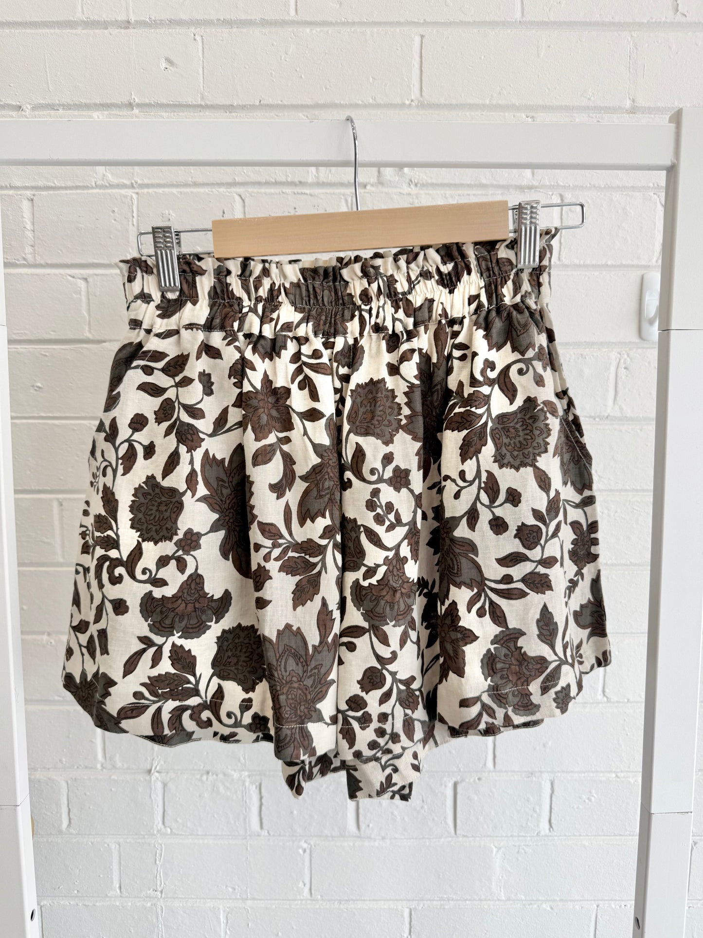 Morton Mac Lora Flared Linen Shorts — Brown Floral - Size L