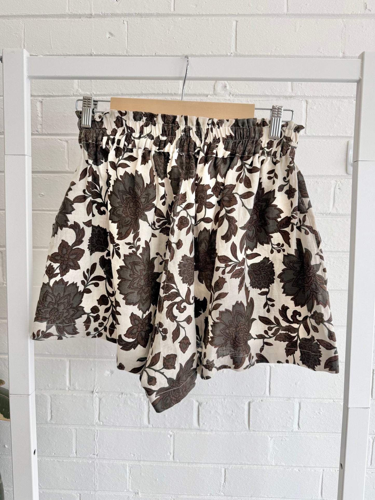 Morton Mac Lora Flared Linen Shorts — Brown Floral - Size L