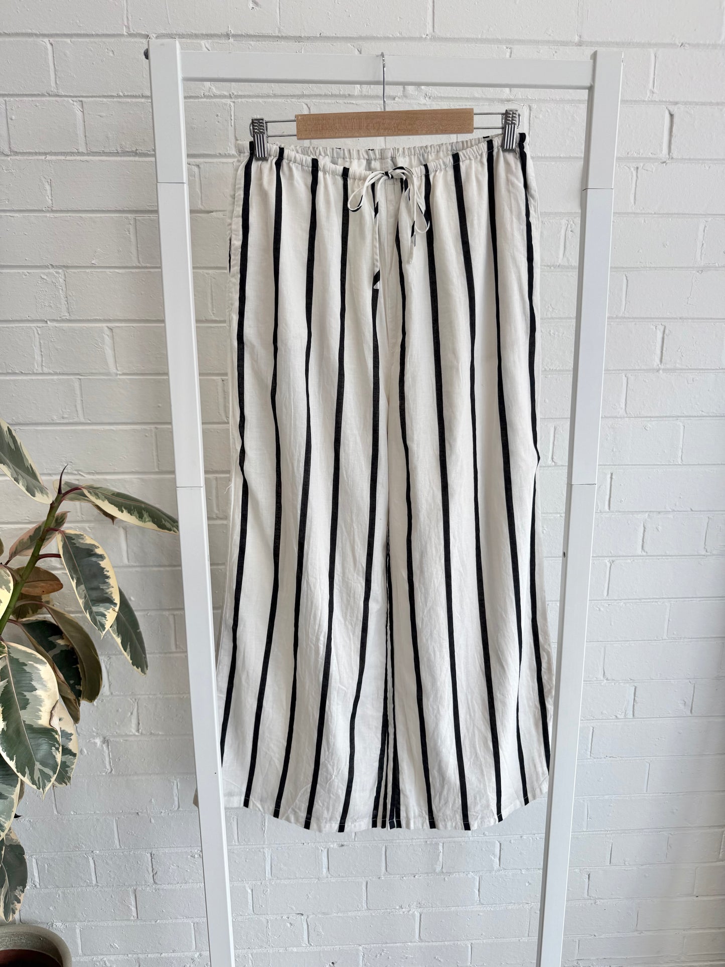 Dissh Sable Silk Blend Pant - Cream & Black - Size 12