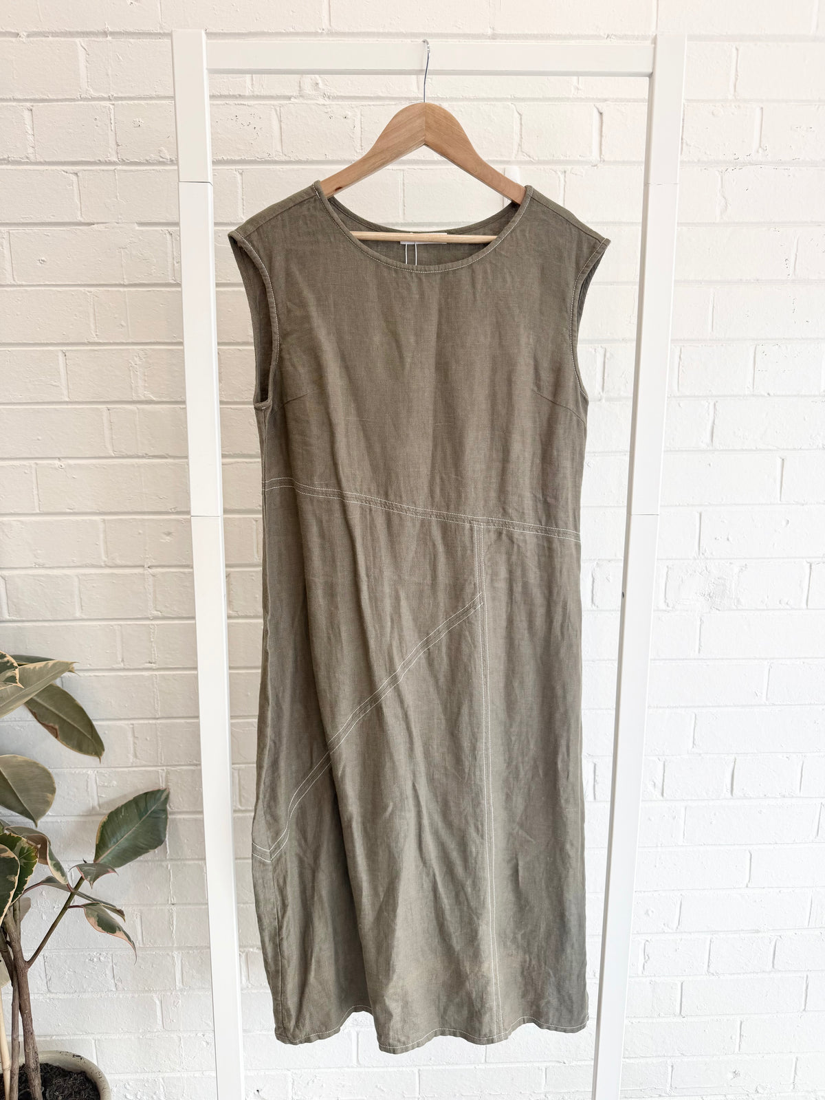 Morrison Linen Shift Dress in Olive - Size 3 (14)