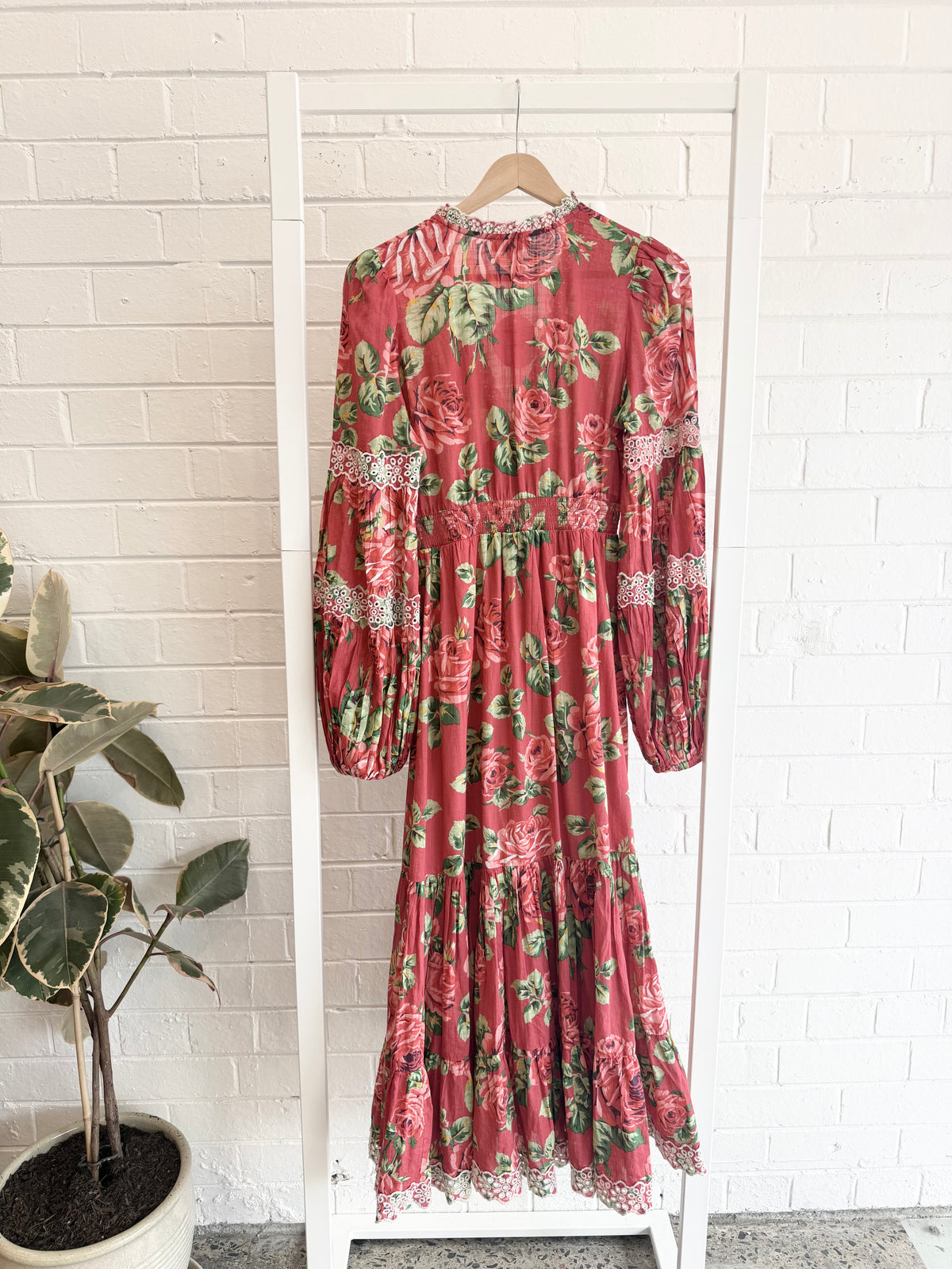 by TiMo Cotton Slub Button Down Dress in Roses Print - Size Small (8/10)