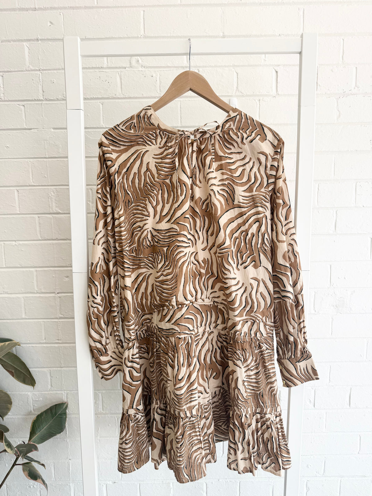 Scotch & Soda 'Sun Ray' Midi Dress in Tan print - Size Small (10)