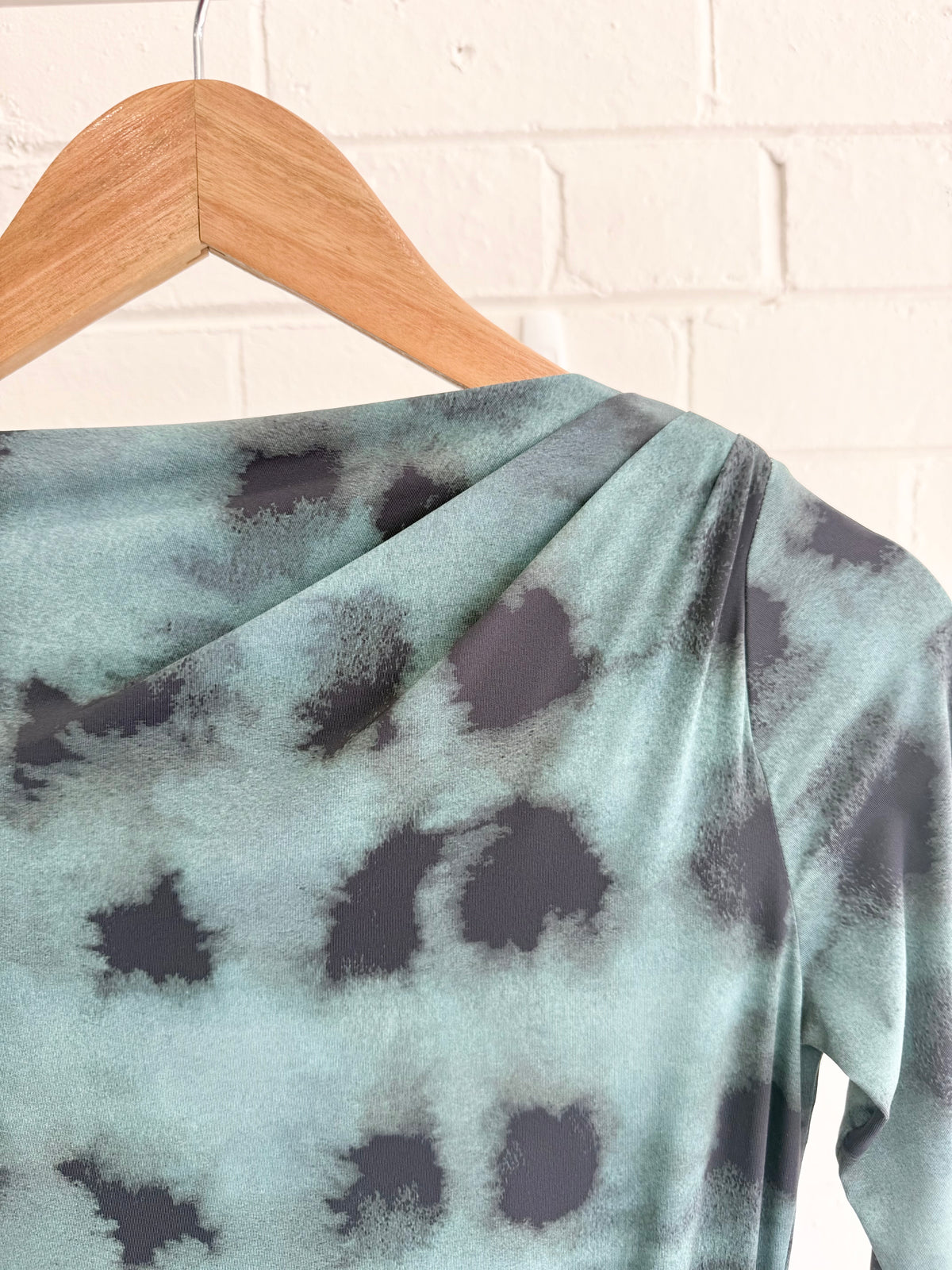 Suboo Shibori Long Sleeve Ruched Maxi Dress in Green Print - Size Small (10)