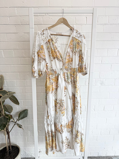by TiMo Linen V Neck Dress in Amore Print - Size 10