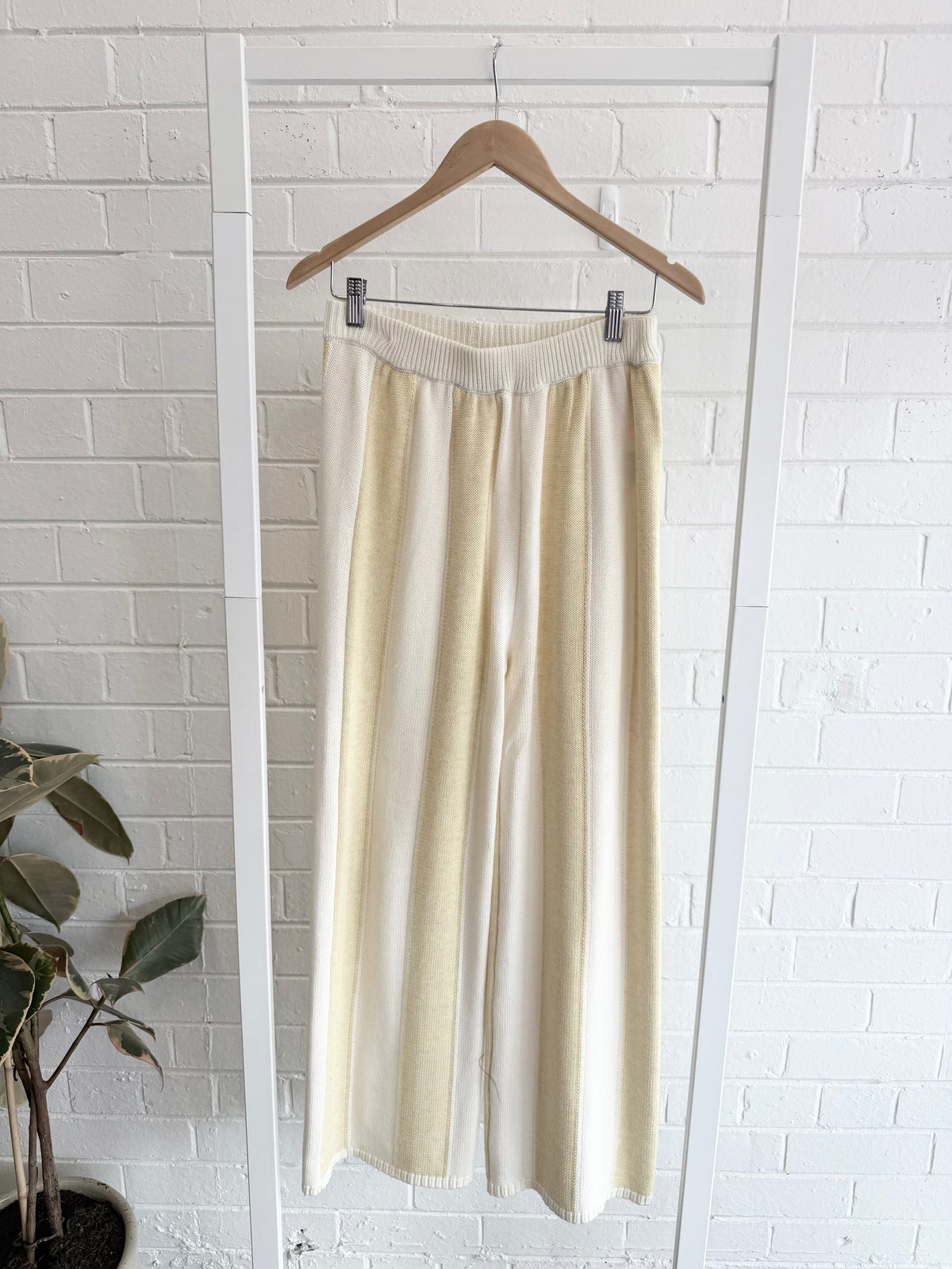 Holiday Shop Striped Knit Set in Yellow/Cream - Size M (12)