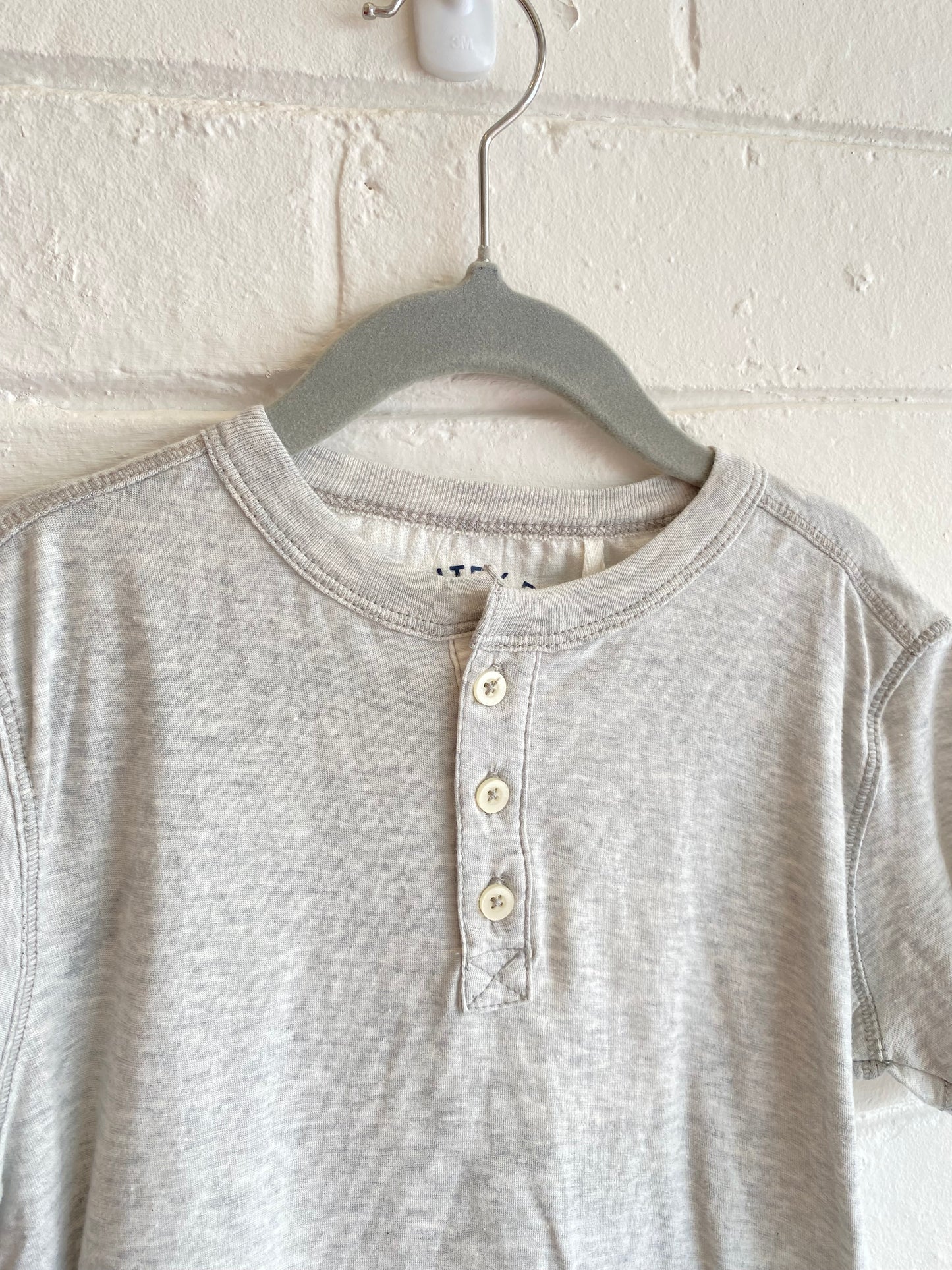 Country Road Grey Tee - Size 5