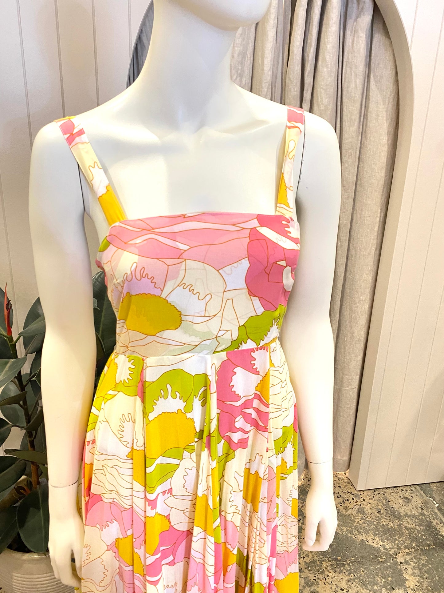 S/W/F Floral Midi Dress - Size XS (8)