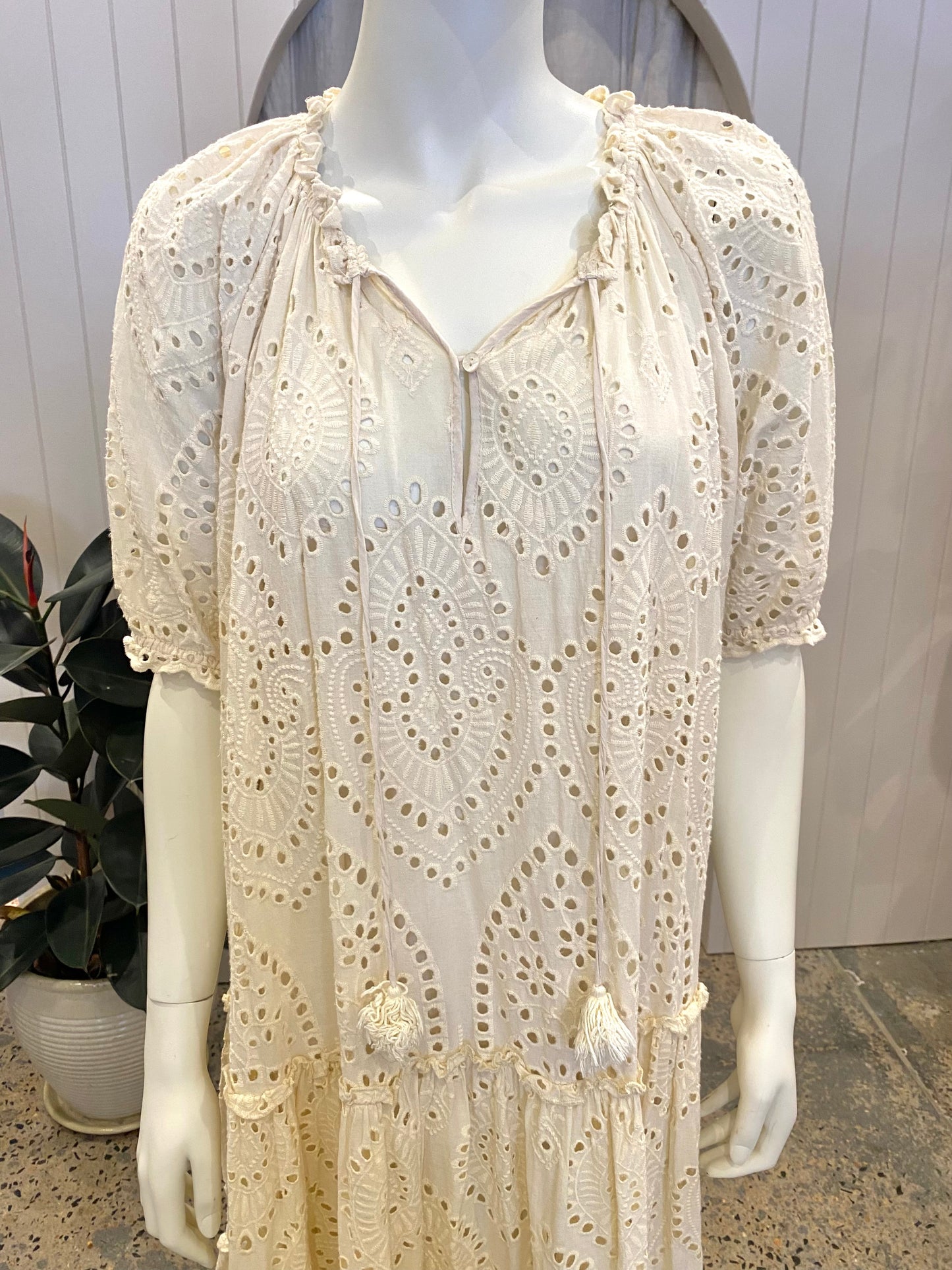 Spell and The Gypsy Cream Fairytale Broderie Anglaise Midi Dress - Size L