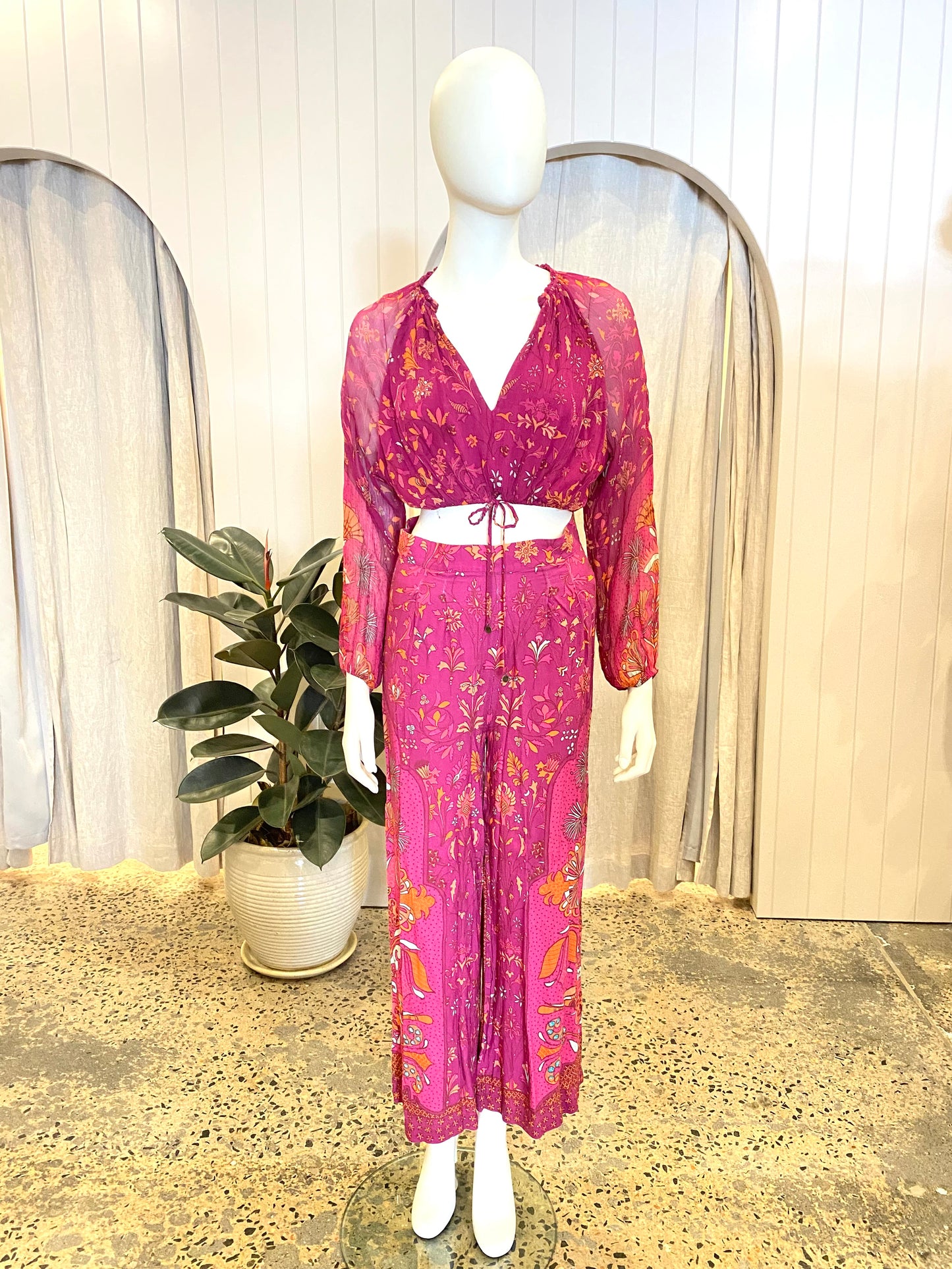 Tigerlily Alexandria Pant and Top Set - Size 6