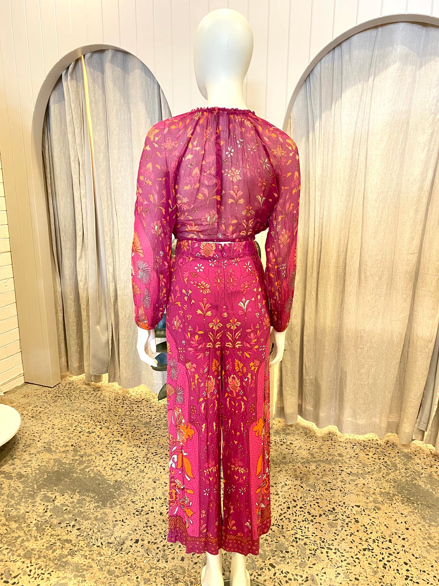 Tigerlily Alexandria Pant and Top Set - Size 6