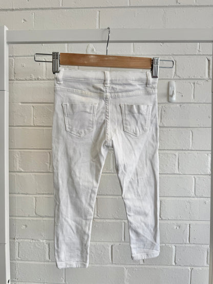 Zara Denim Jeans in white - Size 2/3