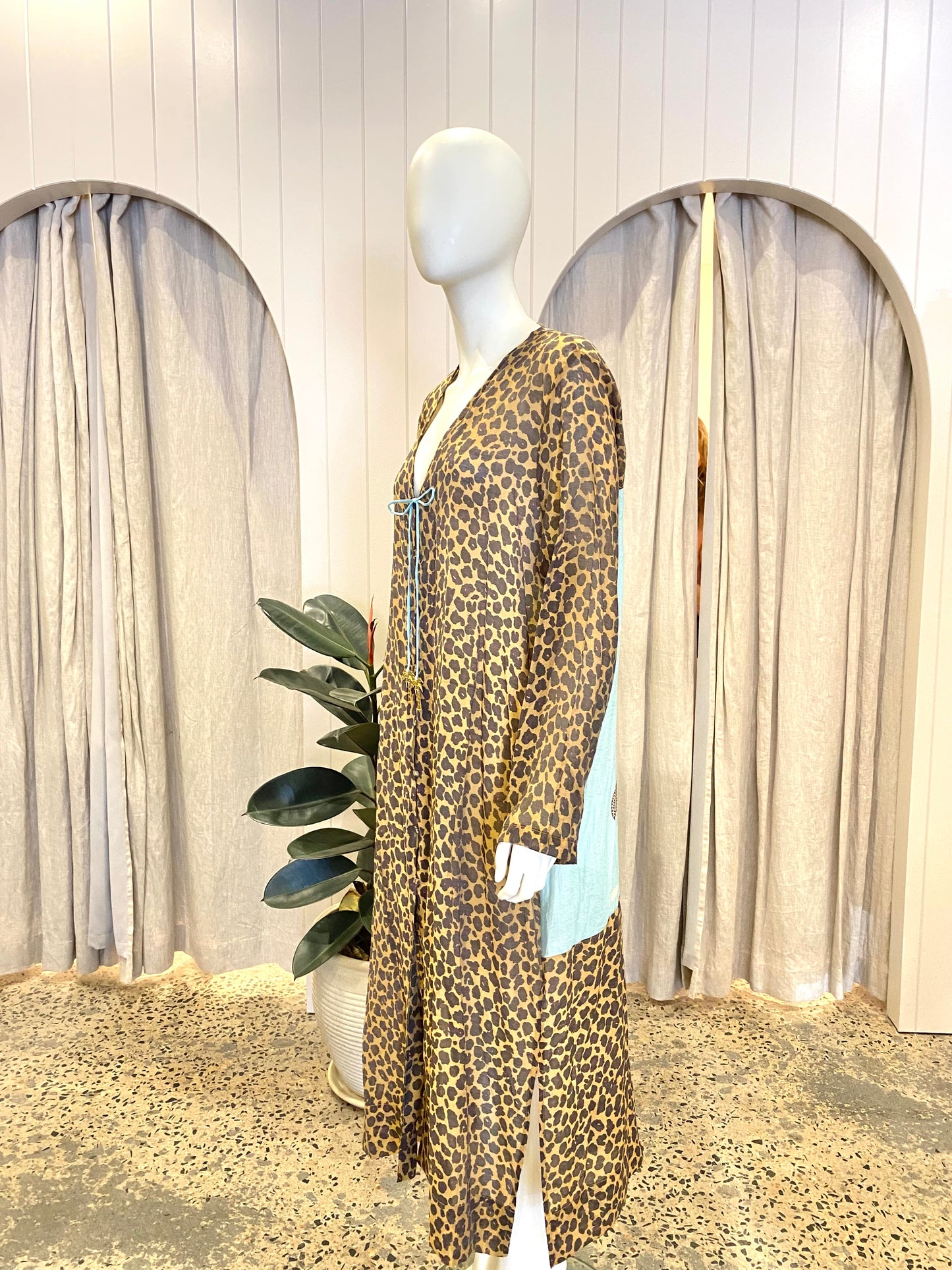 Never Fully Dressed Running Wild Leopard Calypso Kimono - Size L