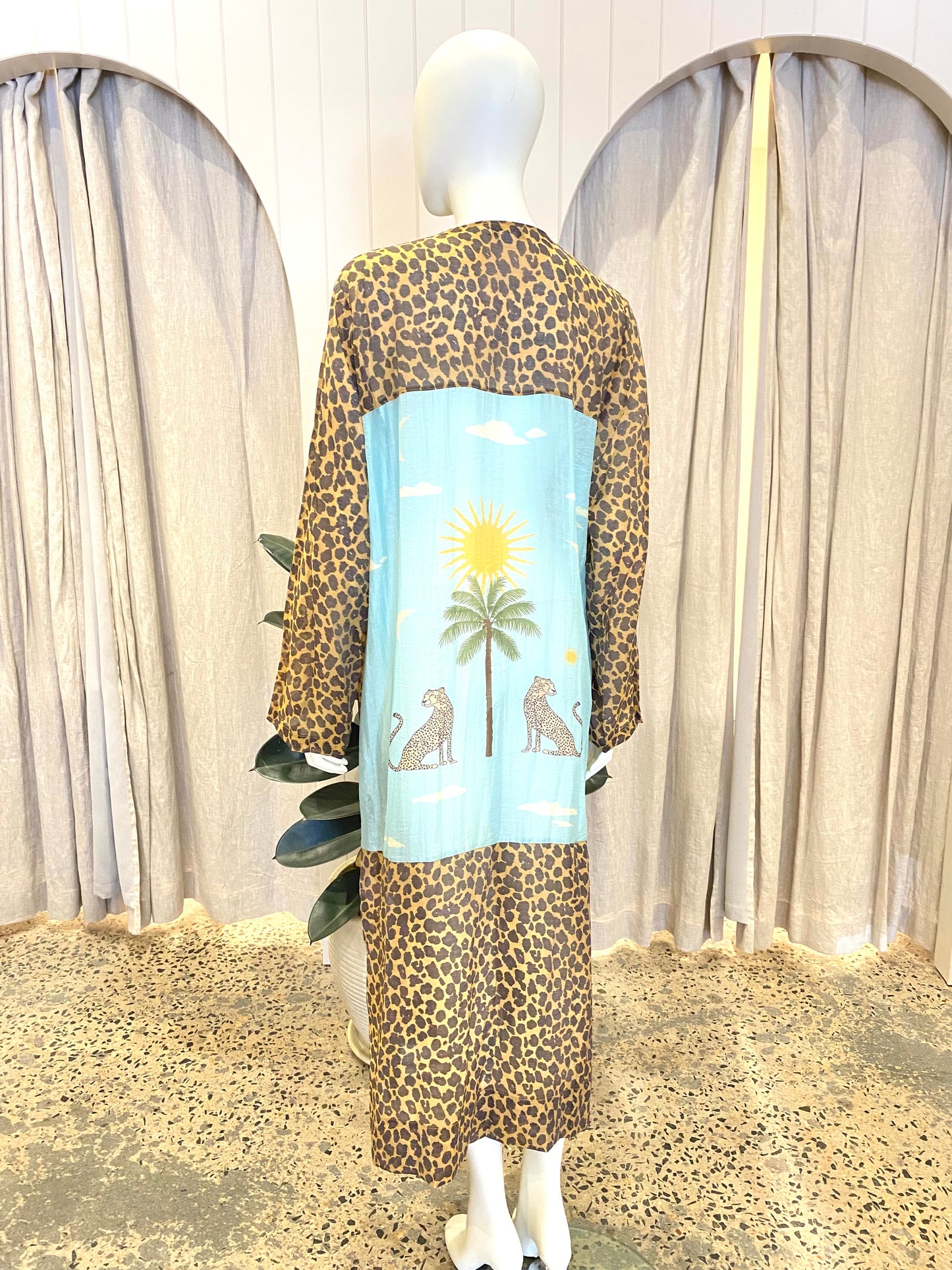 Never Fully Dressed Running Wild Leopard Calypso Kimono - Size L