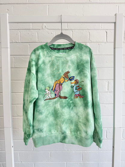 BNWT Kip & Co x May Gibbs Kangaroo Tie Dye Organic Cotton Kids Sweater — Green - Size 7