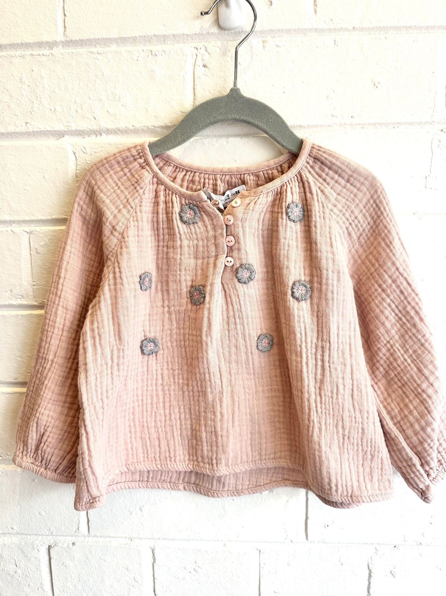 Zara floral blouse - Size 12-18