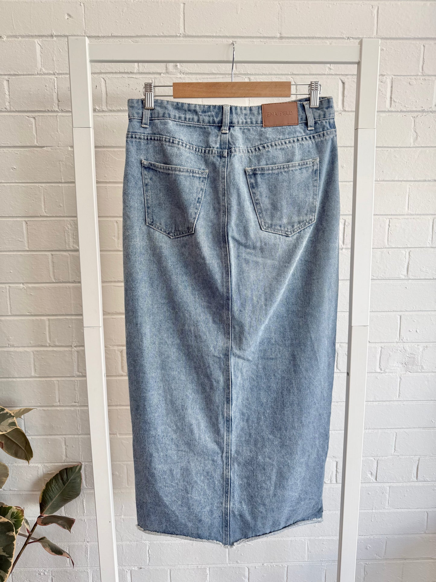 Ena Pelly Denim Midi Skirt in Vintage Blue - Size L (12)