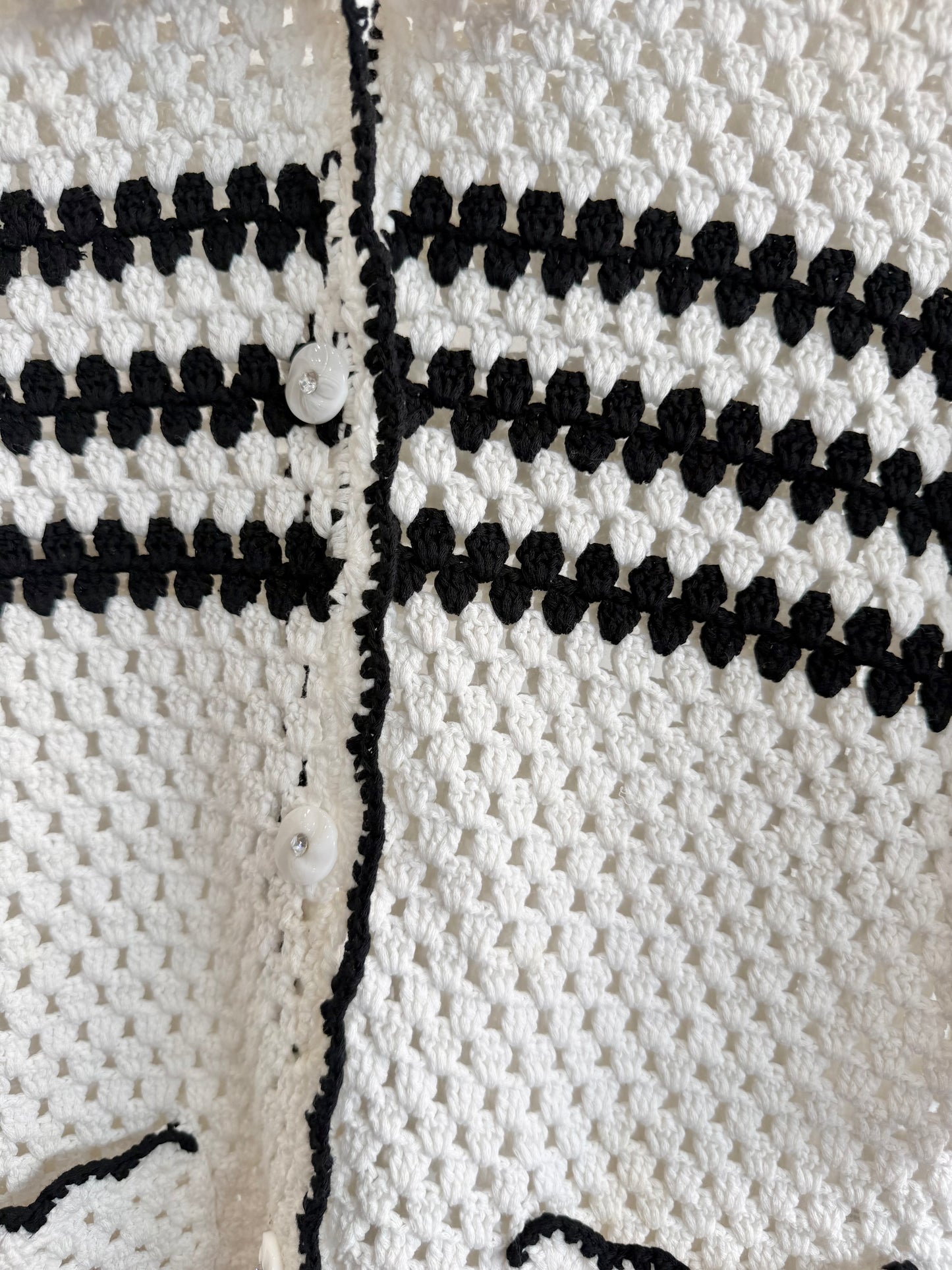 Baum Und Pferdgarten Cayley Crochet Top in Cream & Black - Size L (12)
