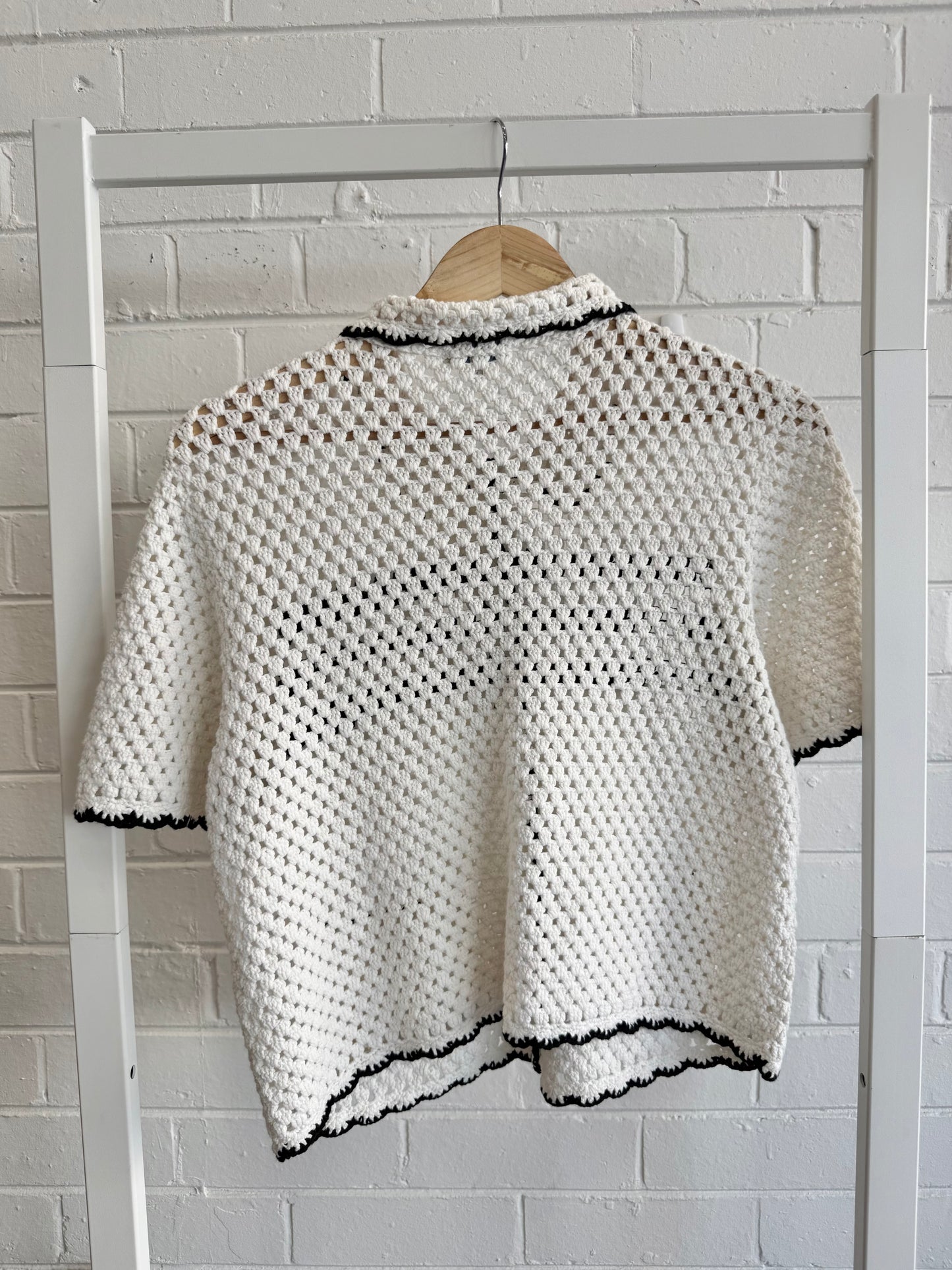 Baum Und Pferdgarten Cayley Crochet Top in Cream & Black - Size L (12)