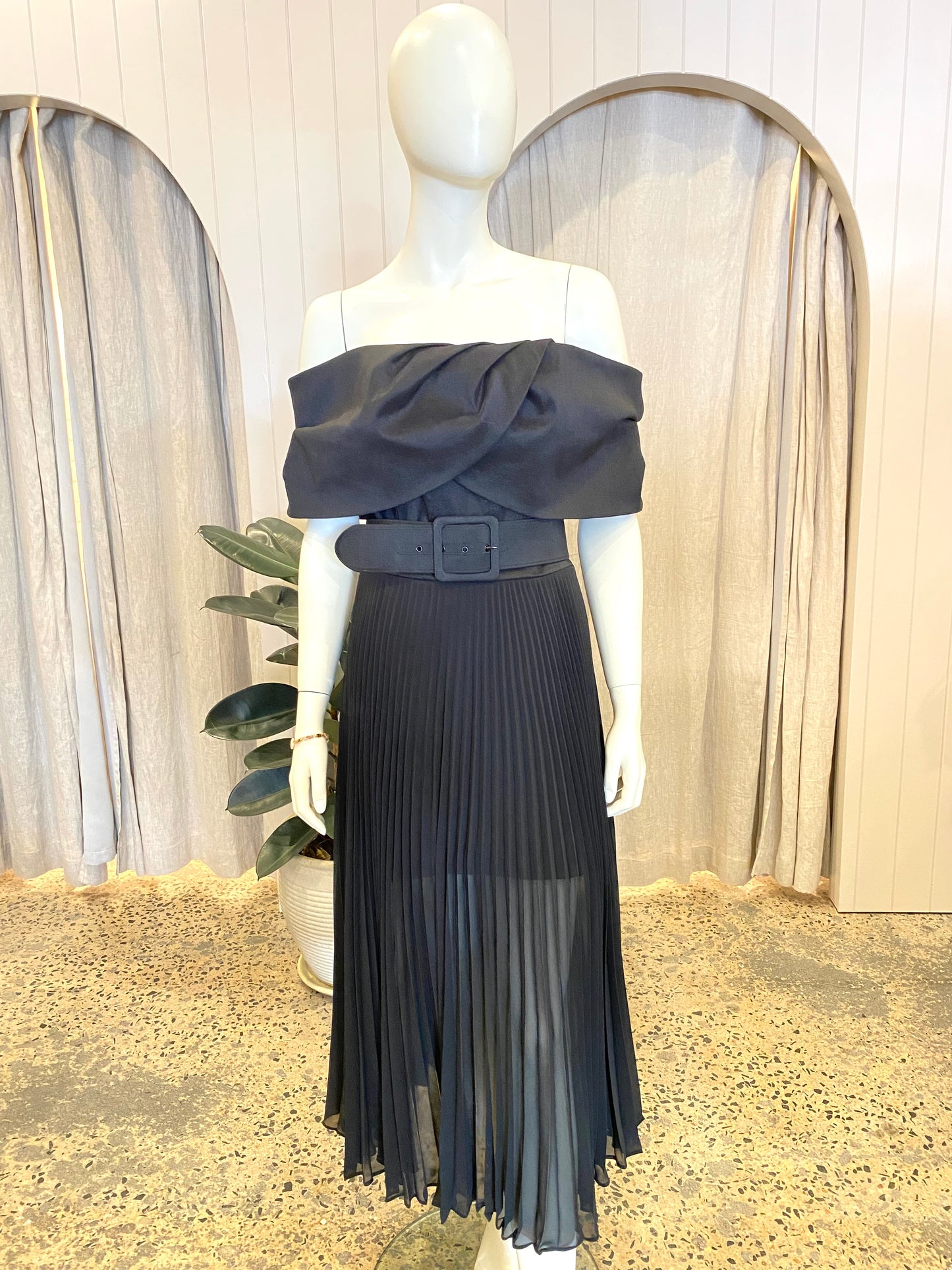 Rebecca Vallance Emilie Midi Dress - Size 16